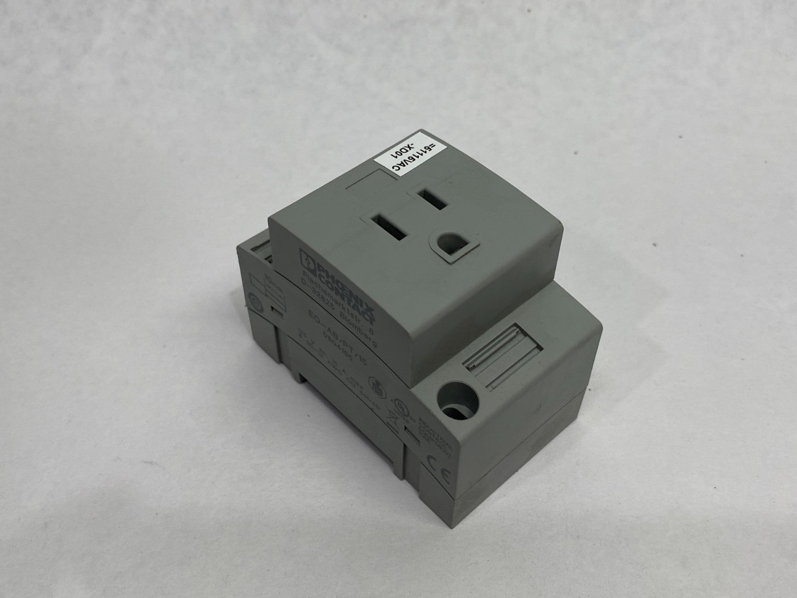 Phoenix Contact EO-AB/PT/15 Socket Receptacle DIN Mount 0804165 LOT OF 3 - Maverick Industrial Sales