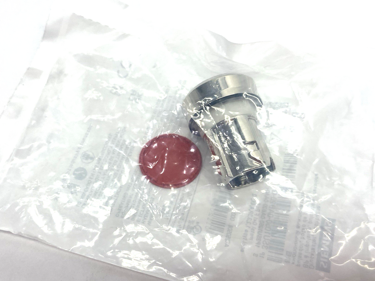3SU1050-0AB20-0AA0 | Siemens Non-illuminated pushbuttion Red - New - Maverick Industrial Sales