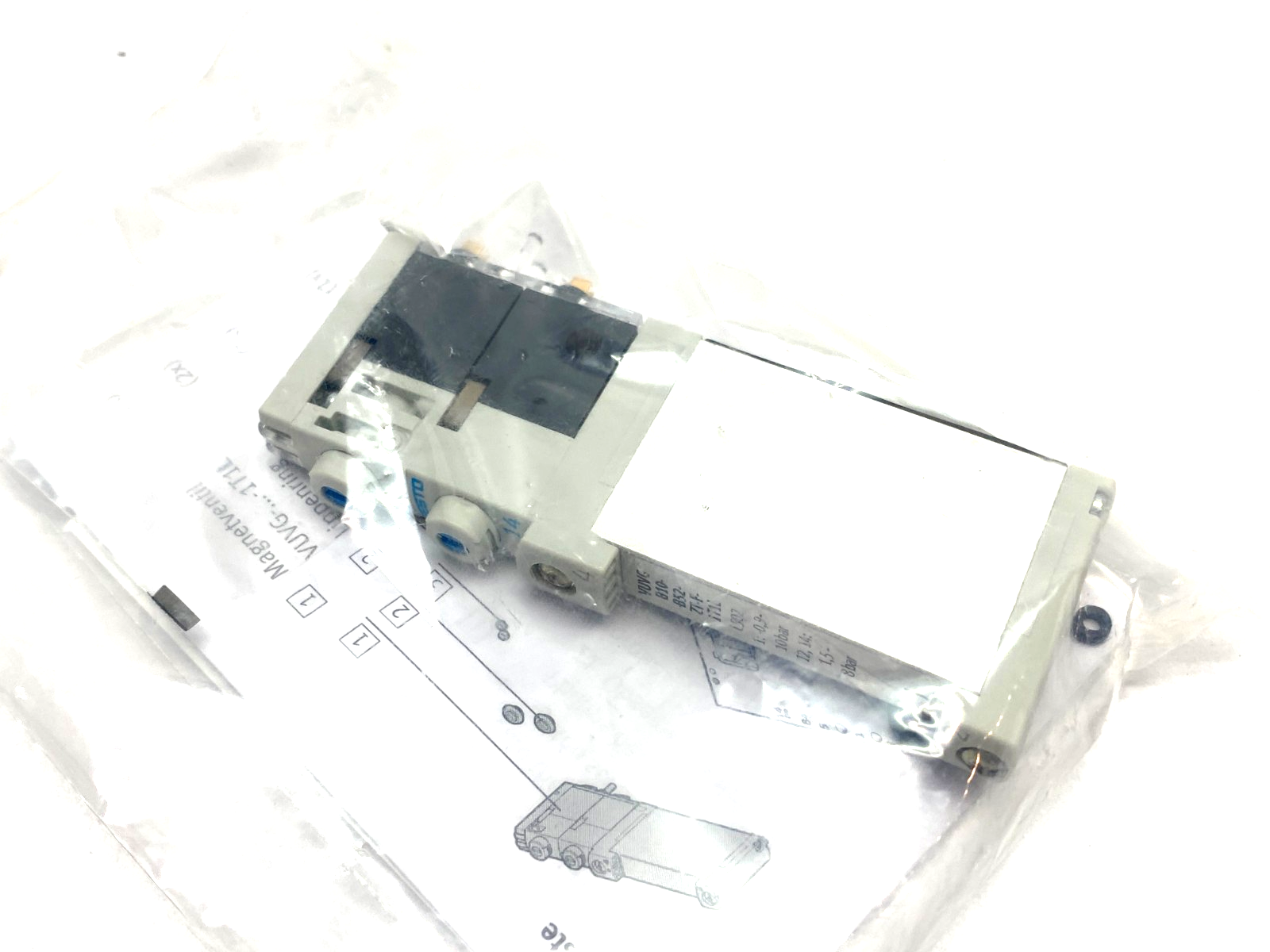 Festo VUVG-B10-B52-ZT-F-1T1L Solenoid Valve 5/2 Bistable 573418 - Maverick Industrial Sales