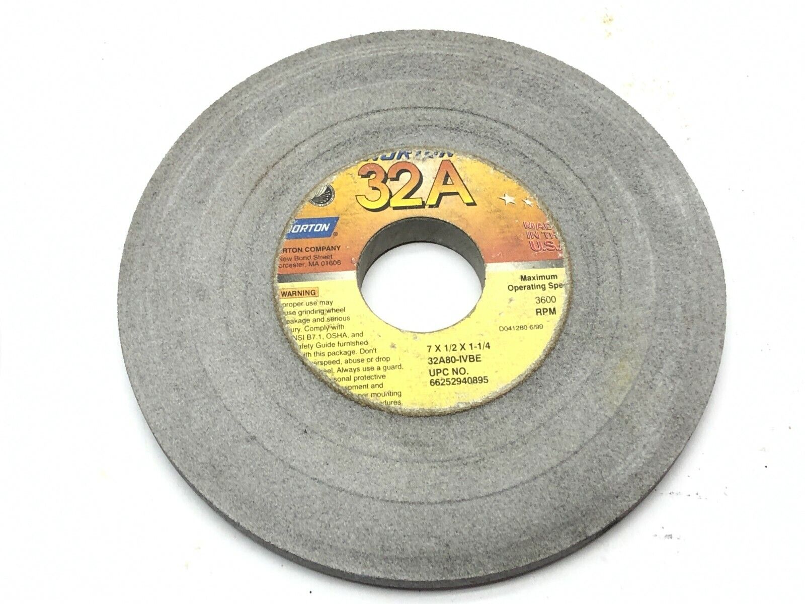 Norton 32A80-IVBE Grinding Wheels 1-1/4" Bore 3600 RPM LOT OF 5 - Maverick Industrial Sales