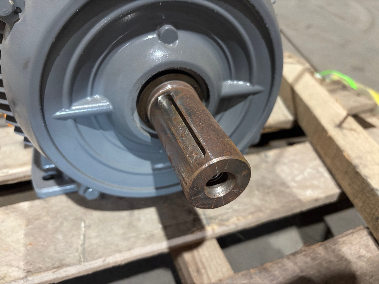 1AV3132B 1LE1023-1CB23-5AF4 | Siemens Eagle Line SIMOTICS NEMA Premium Eff. Motor - Used - Maverick Industrial Sales