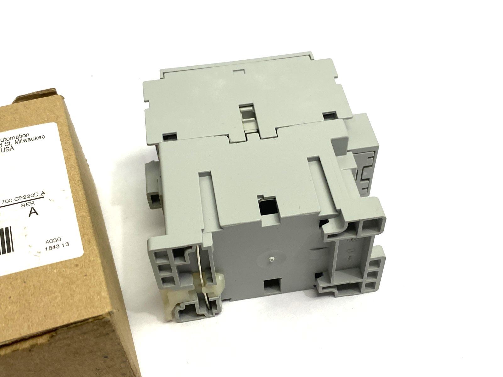 700-CF220D | Allen Bradley Ser. A Control Relay 2 NO, 2 NC Contacts - New – Open box - Maverick Industrial Sales