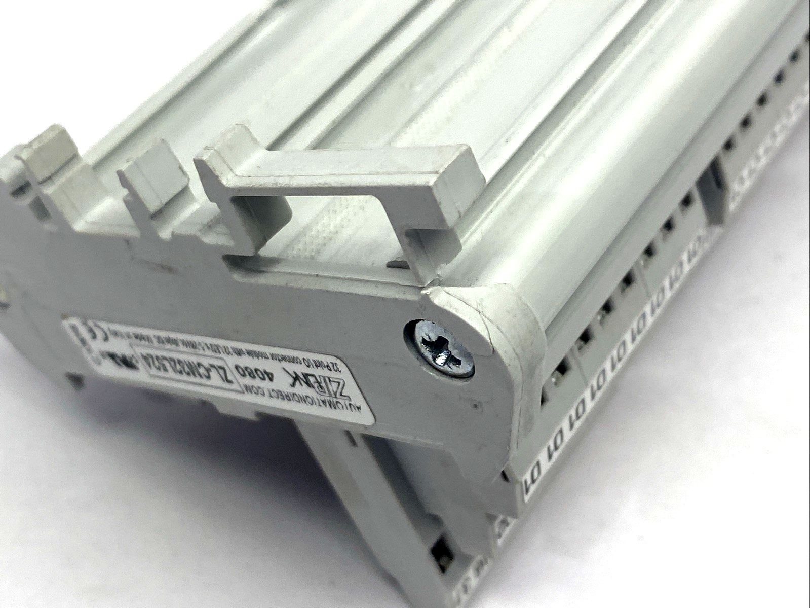 ZL-CM32L524 | Automation Direct 32-Pt. I/O Connector Module 5-28V CRACKED PLASTIC - Used - Maverick Industrial Sales