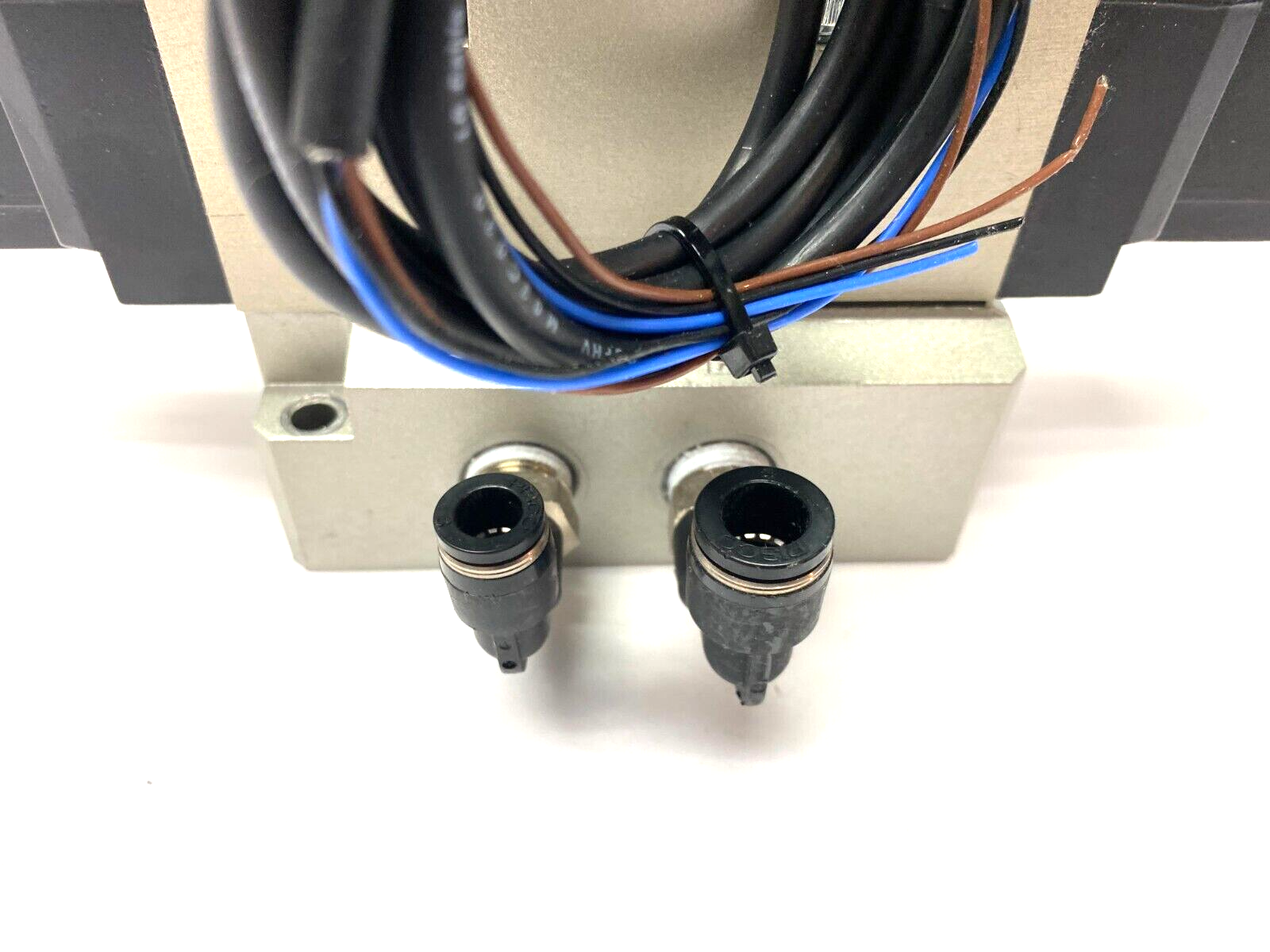 SMC VFS5310-5DZ 4/5 Port Solenoid Valve 3-Position DC21-26V - Maverick Industrial Sales