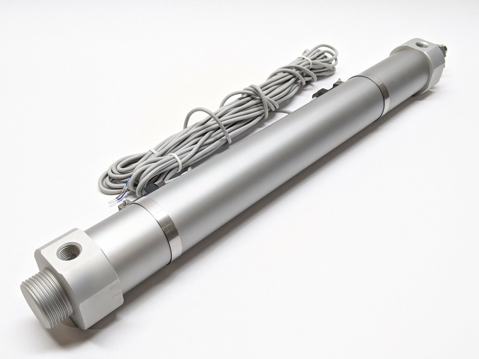 SMC RECB40-250-H7CZ REC Sine Cylinder Rod Style 40mm Bore 250mm Stroke w/ Switch - Maverick Industrial Sales