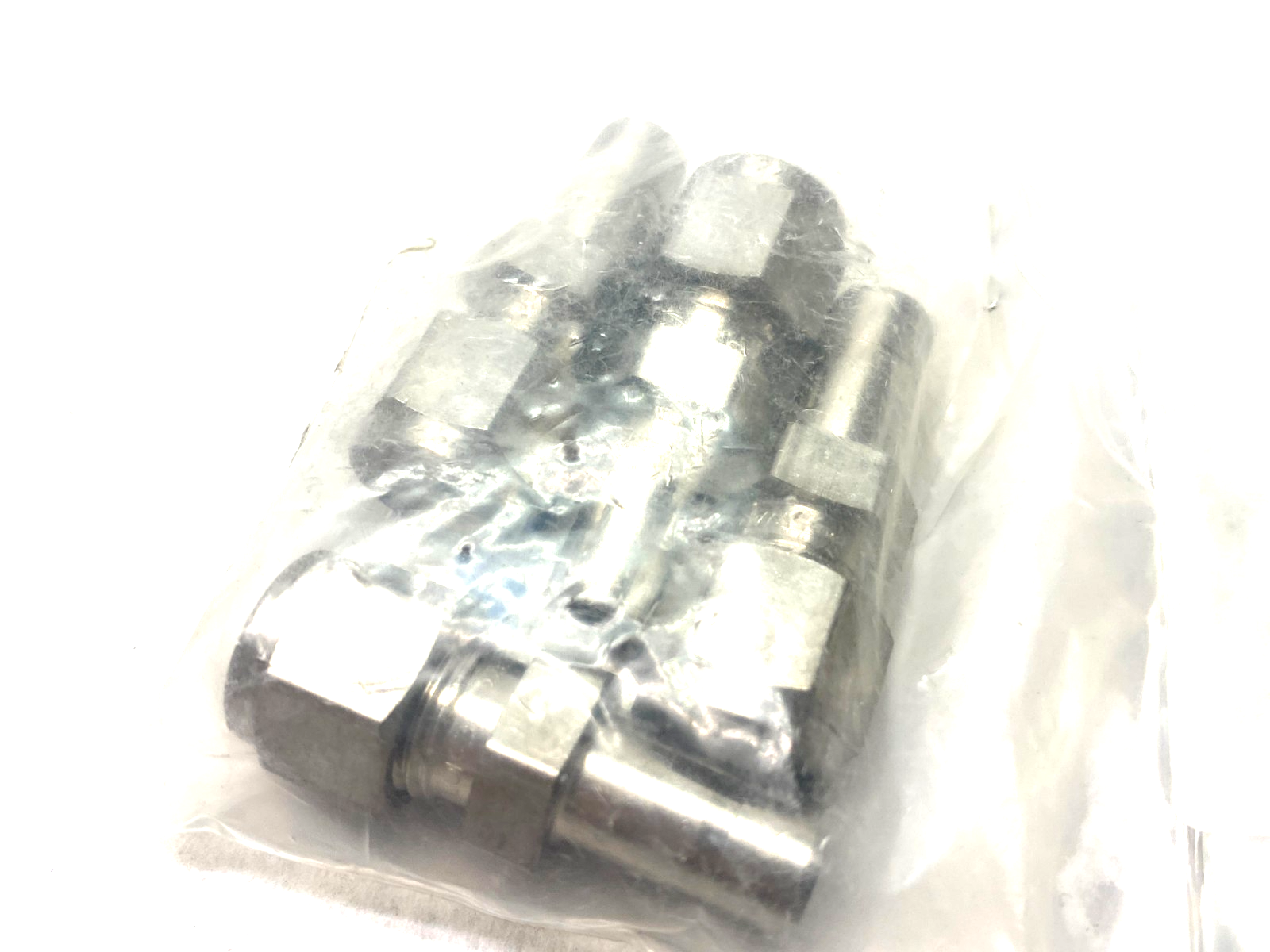 Swagelok SS-500-R-6 Stainless Steel Tube Reducer Fitting PKG OF 4 - New - Maverick Industrial Sales