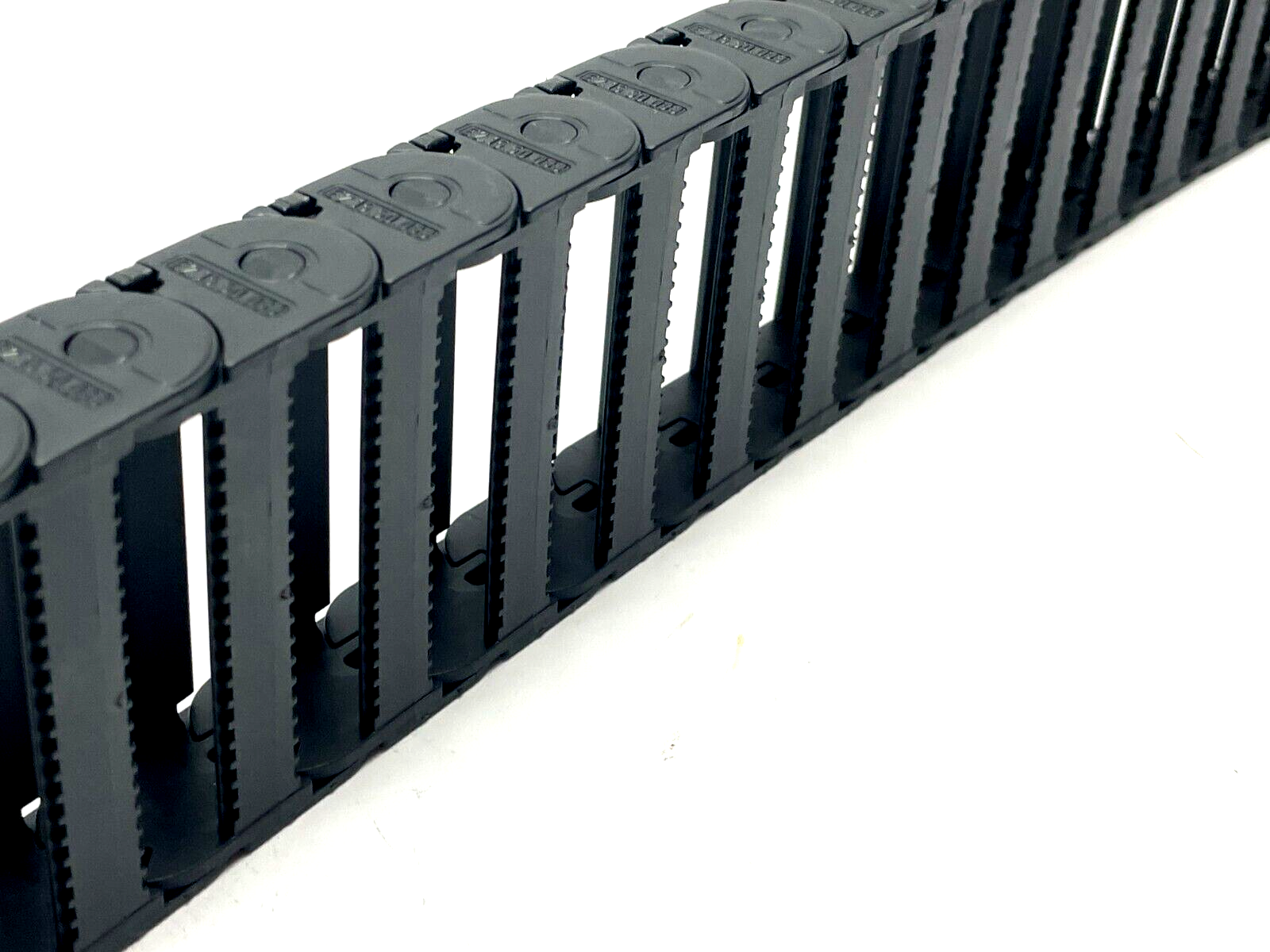 Igus E2-15-50-033-0 Energy Chain 2ft Length - Maverick Industrial Sales