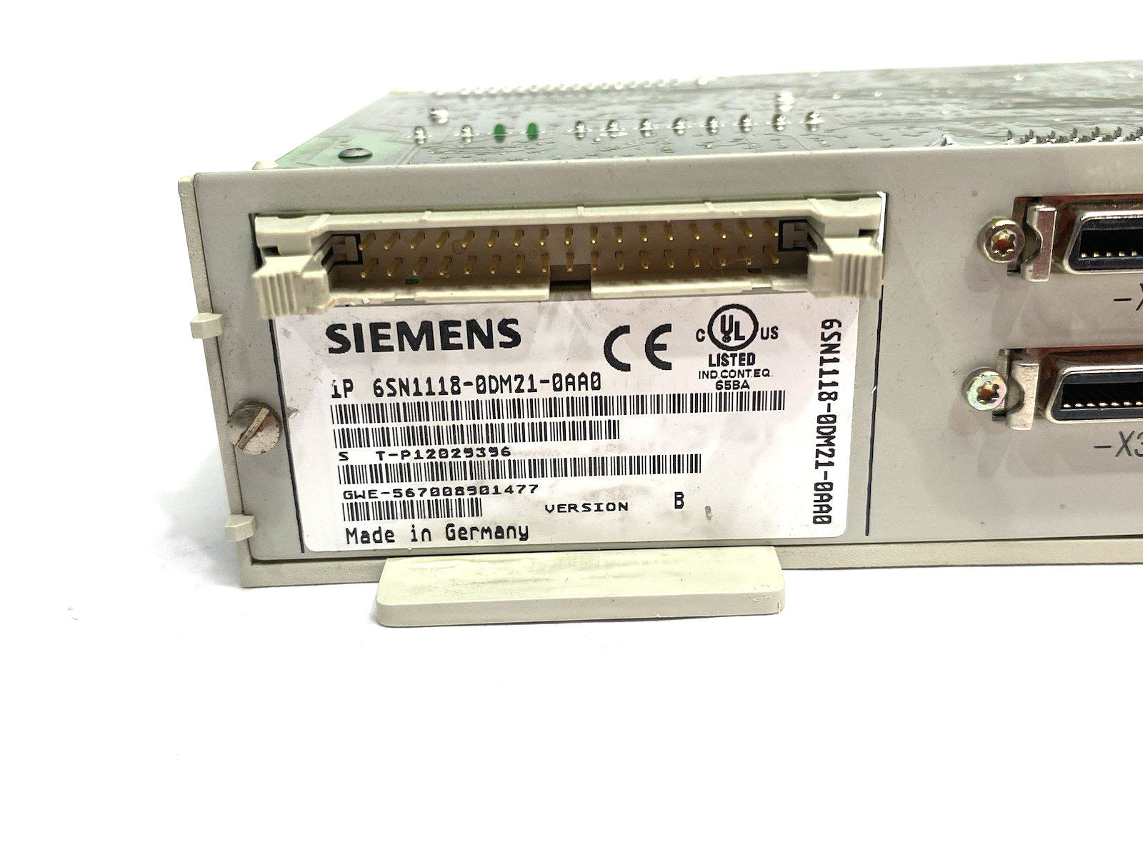 6SN1118-0DM21-0AA0 | Siemens SIMODRIVE 611 2-Axis Control Unit - Used - Maverick Industrial Sales