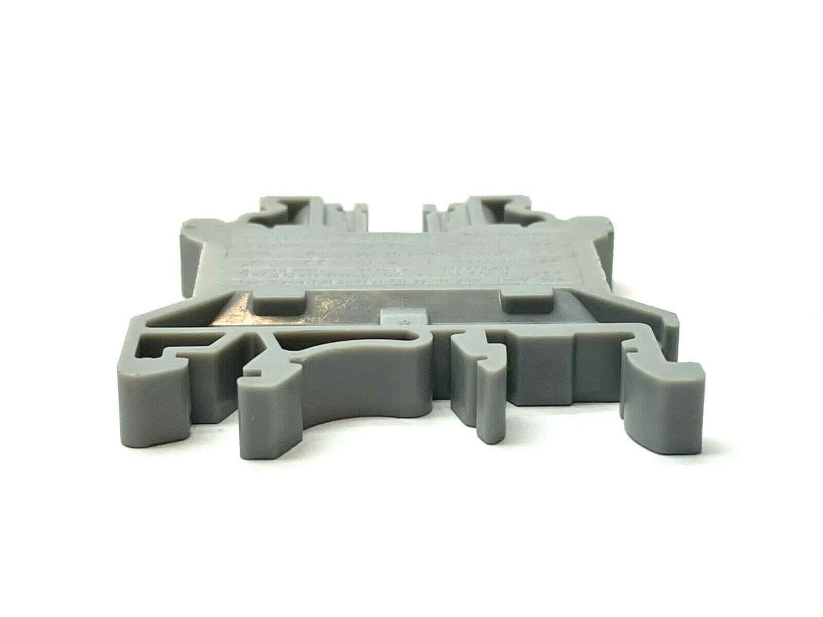 CTS4UN | Connectwell Standard Feed Through Terminal Blocks 4mm LOT OF 10 - Used - Maverick Industrial Sales