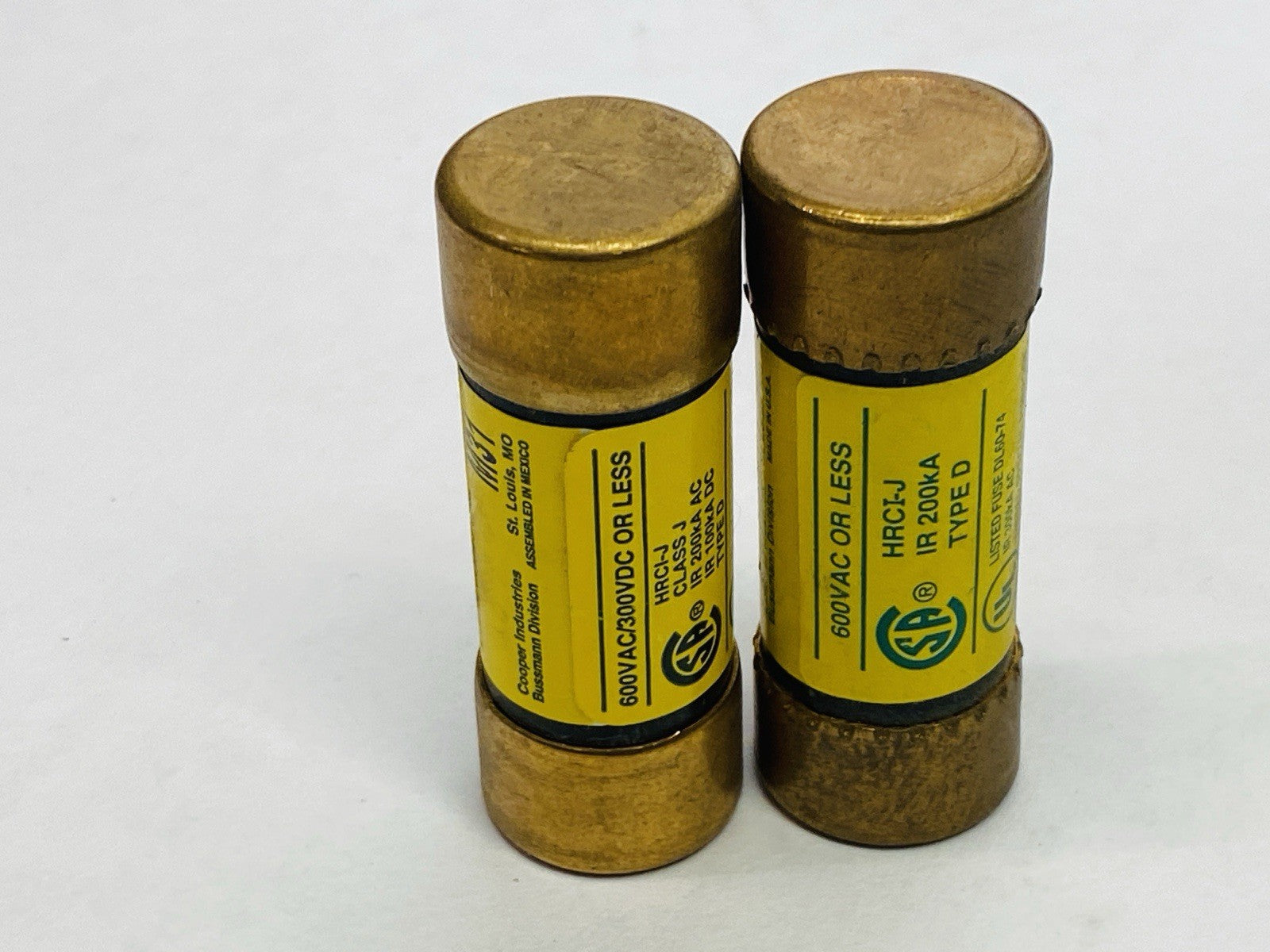 Bussmann LPJ-1SP Low-Peak Dual Element Time Delay Fuse 1A 600VAC LOT OF 2 - Maverick Industrial Sales