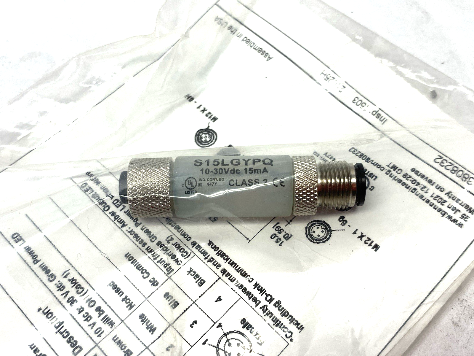 Banner S15LGYPQ 2-Color In-Line Sensor Status Indicator Male-Female 4-pin 808232 - Maverick Industrial Sales