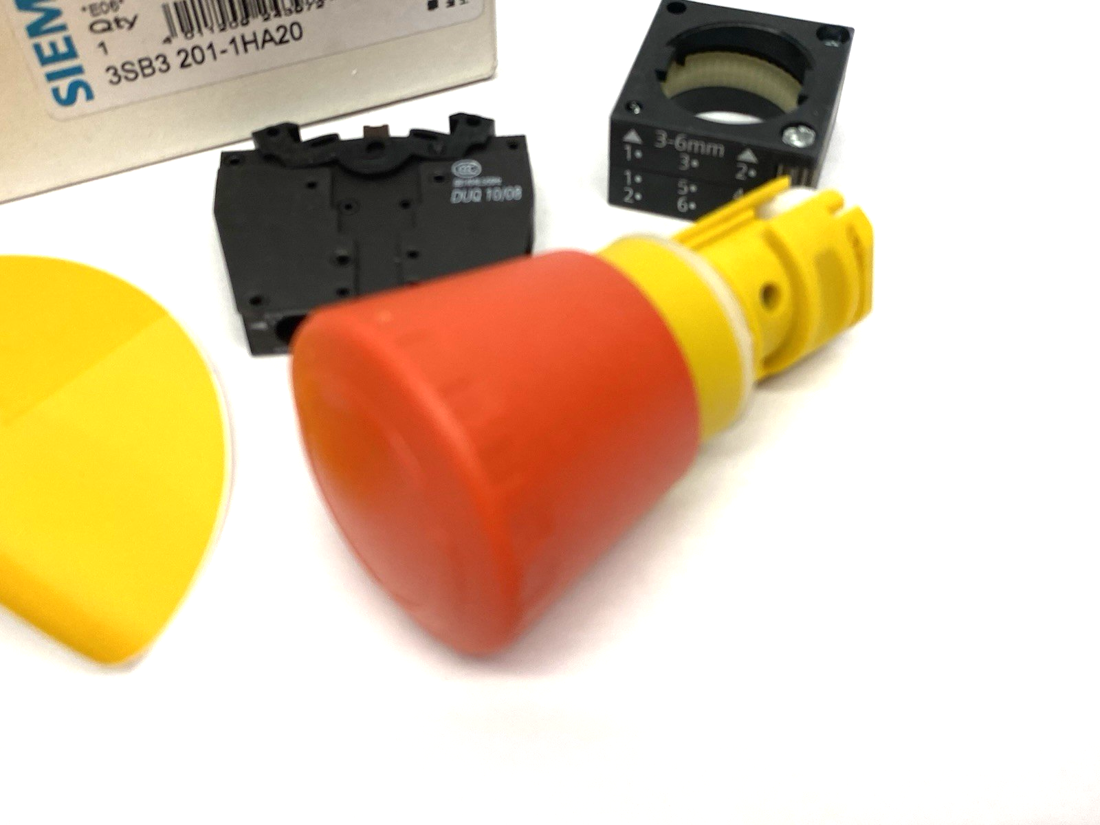 Siemens 3SB3201-1HA20 Emergency Stop Pushbutton Assembly, 22mm Red Plastic - Maverick Industrial Sales
