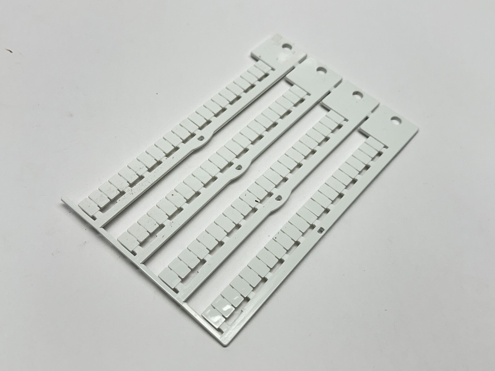 Murrplastik 86401026 Labeling Type KMR 5/7,5-5 WIN-Type 34 LOT OF 1584 - Maverick Industrial Sales