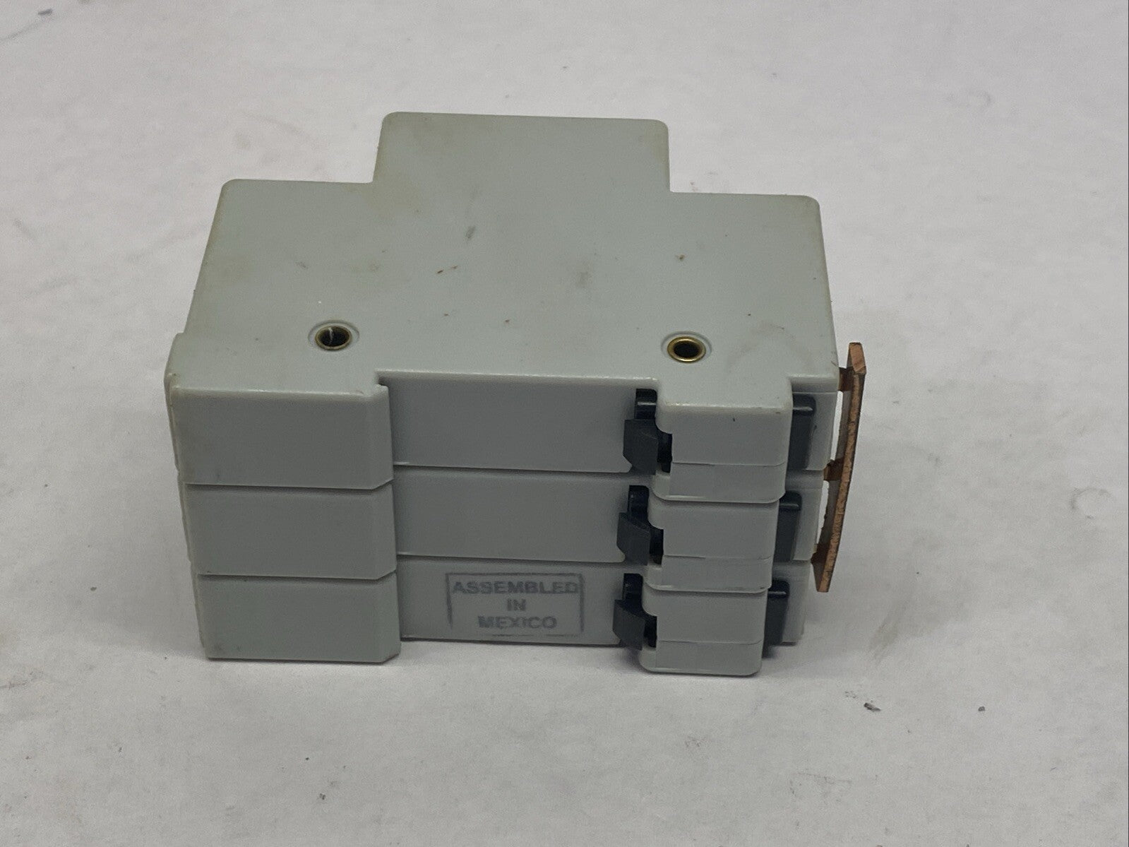 Mersen ST4803PYG ST Series Surge-Trap Surge Protector 277/480V 3PH - Maverick Industrial Sales