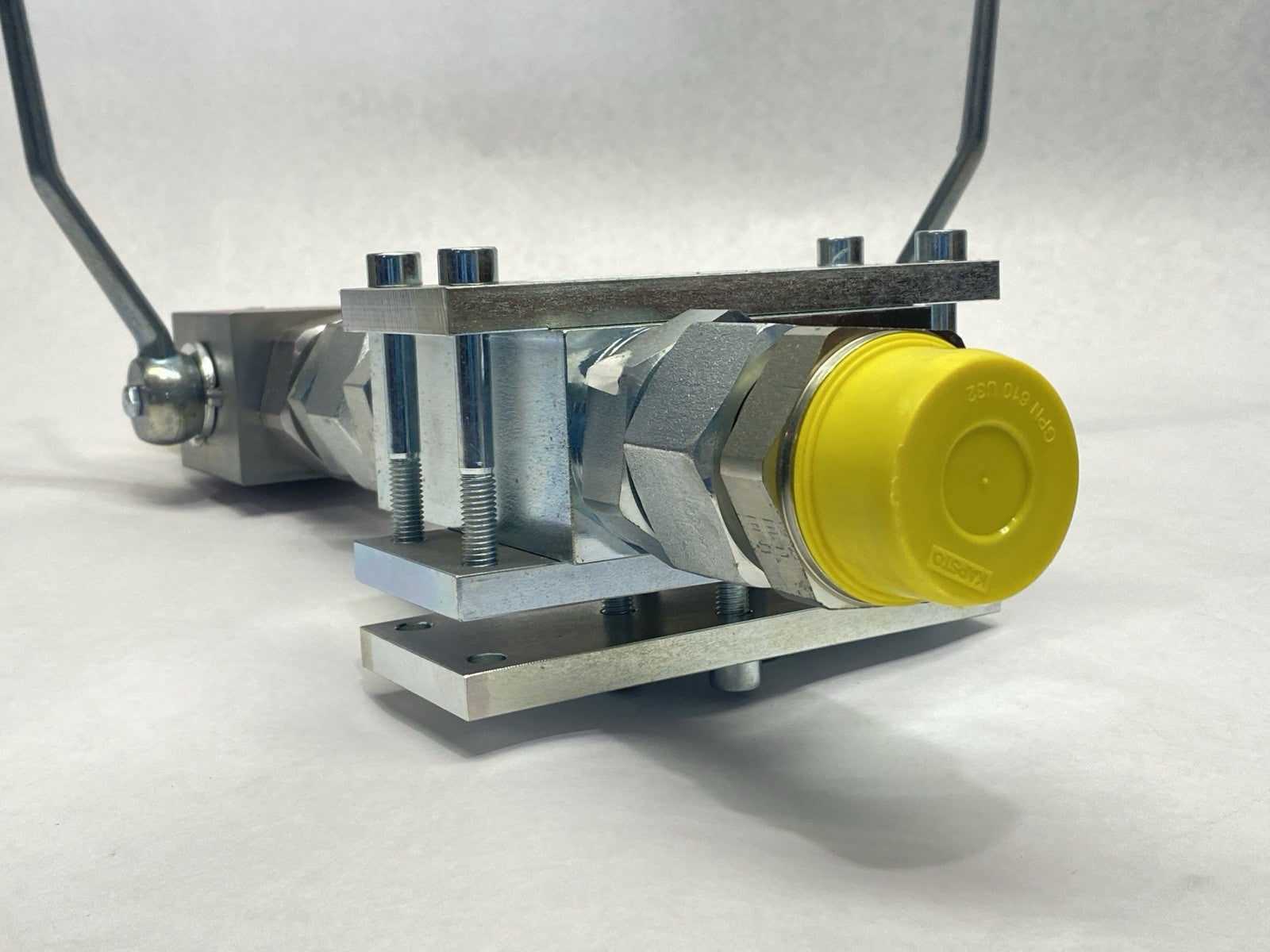 Atlas Copco 679.104 Distribution Pipe Verteiler - Maverick Industrial Sales