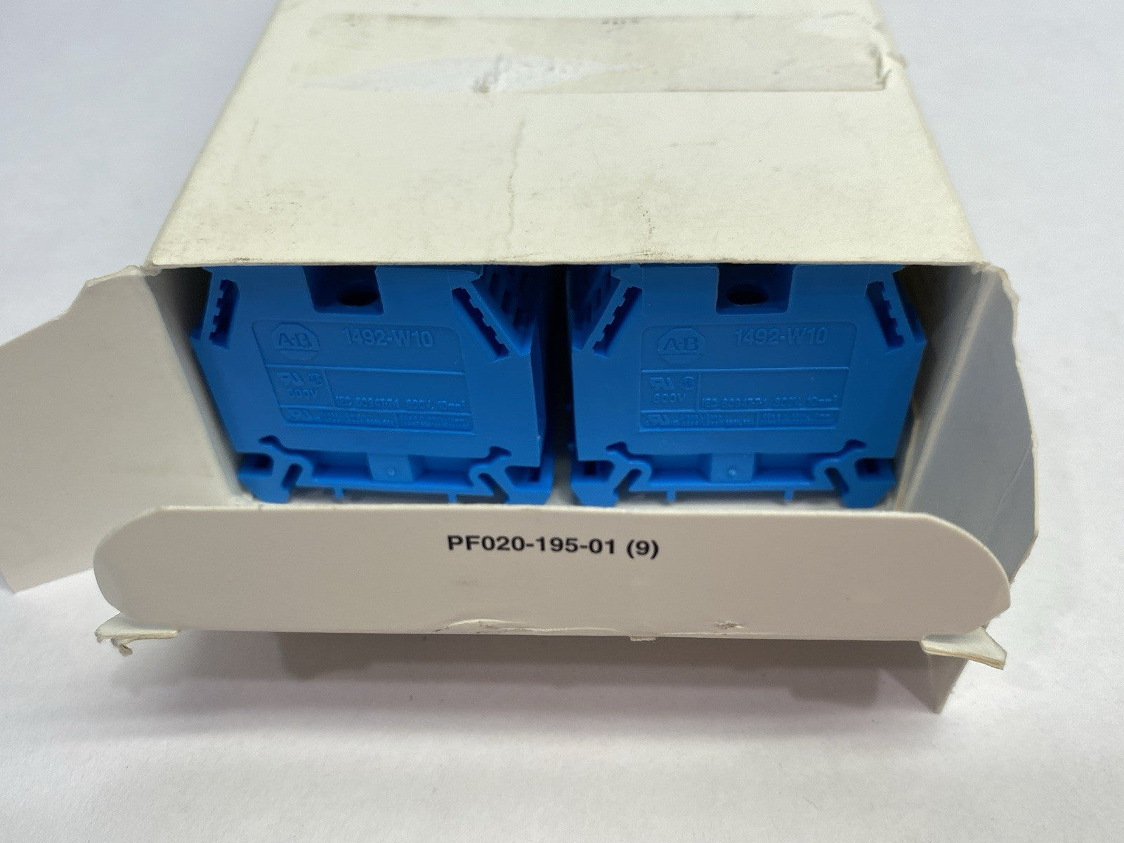1492-W10-B | Allen Bradley Ser. C Terminal Block, Blue BOX OF 50 - New – Open box - Maverick Industrial Sales