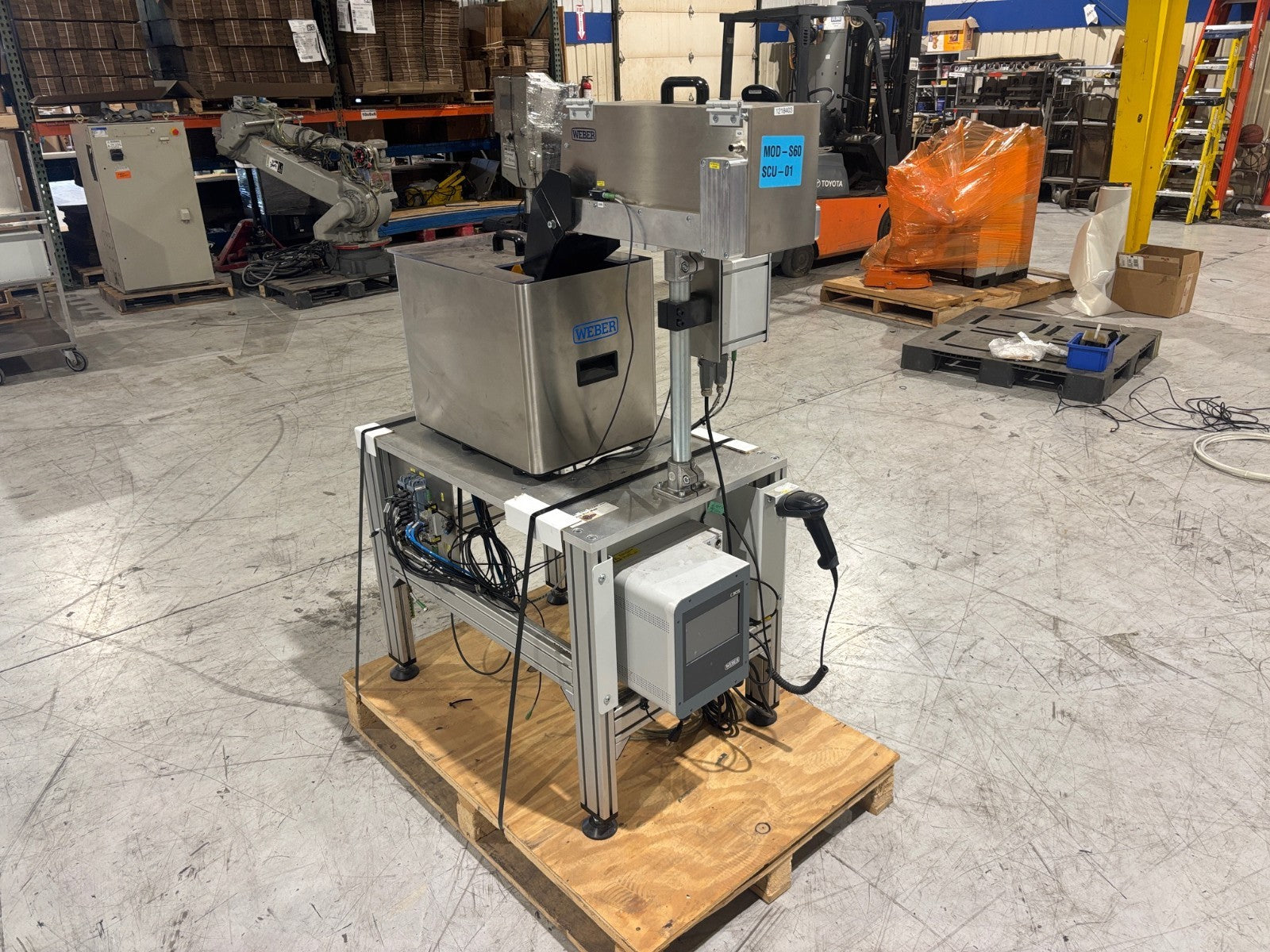 Weber ZEL 240 Vibratory Bowl Screw Feeder System MFS168 SOR 3, C30S1M Controller - Maverick Industrial Sales