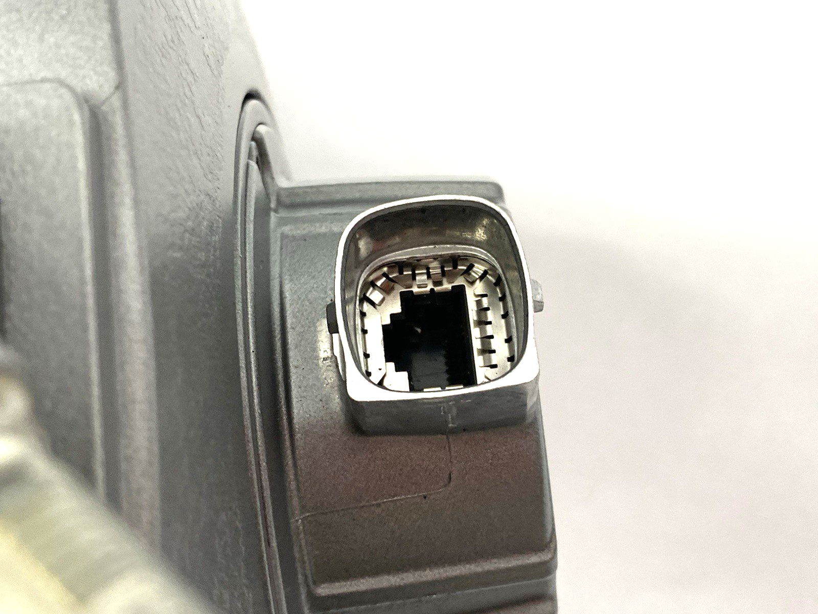 1FT7086-5AC70-1CB0 | Siemens SIMOTICS S Synchronous motor 1FT7, M0=28Nm (100K) - Used - Maverick Industrial Sales