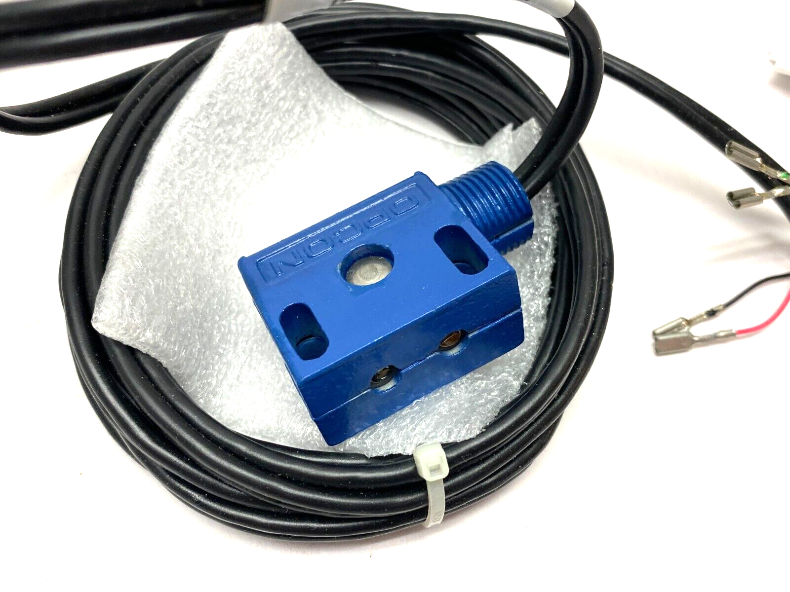 Eaton Cutler-Hammer 1370A-6501 OPCON 70-Series Photoelectric Legacy Sensor - Maverick Industrial Sales