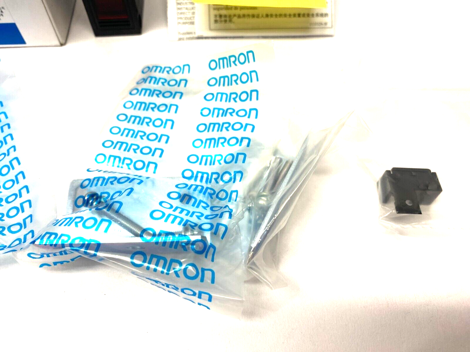 Omron E3JM-10L-NN Through-Beam Photoelectric Switch Sending Unit 24-240VAC - Maverick Industrial Sales