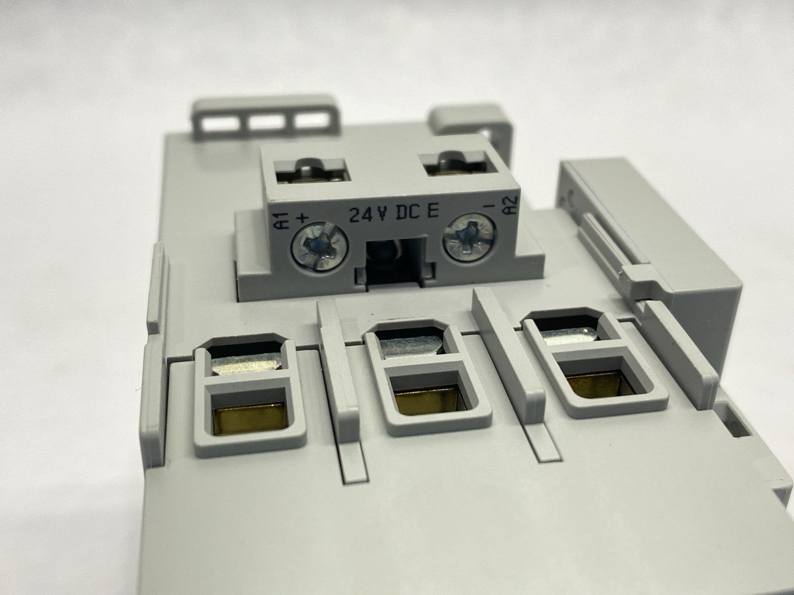 100-C43EJ10 | Allen Bradley Ser B Contactor 75A 600VAC 24VDC Coil - New – Open Box - Maverick Industrial Sales