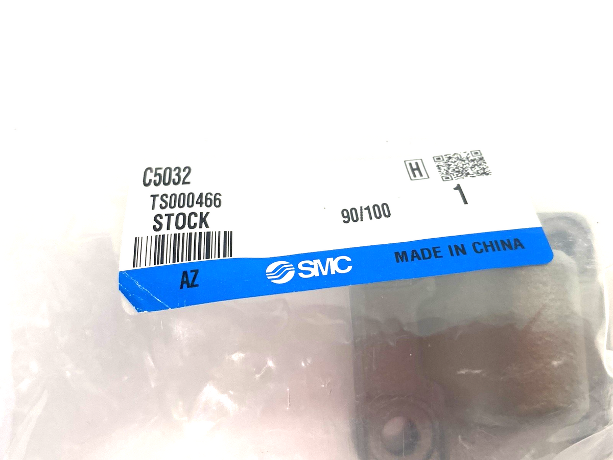 C5032 | SMC Single Rear Clevis NO HARDWARE - New - Maverick Industrial Sales