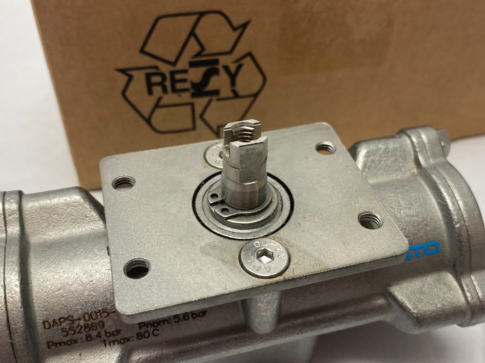 Festo DAPS-0015-090-R-F03-CR Quarter Turn Actuator 552869 - Maverick Industrial Sales