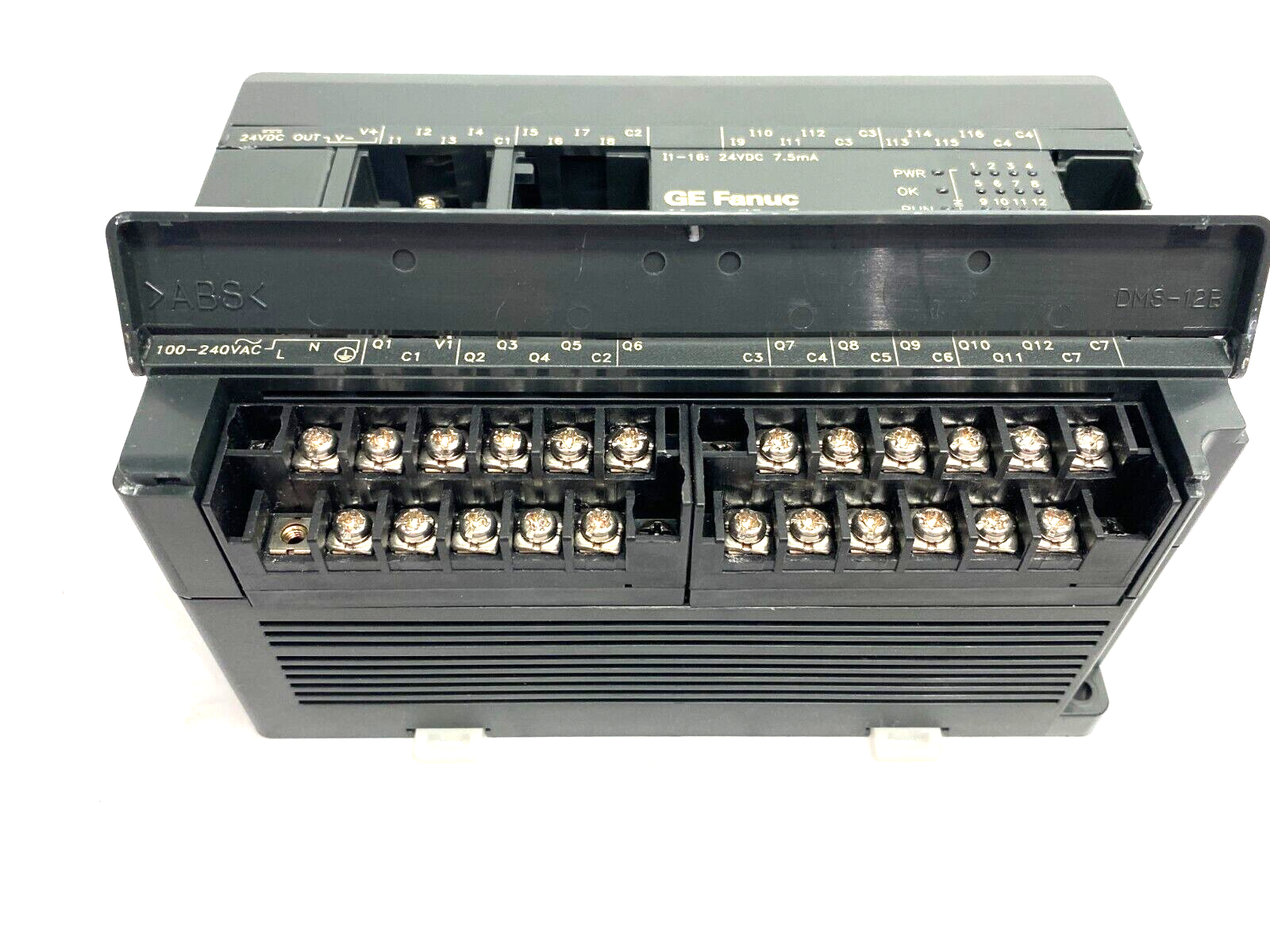 GE Fanuc IC200UDR005-BD VersaMax Micro Controller 16-DC Inputs 11 Relay Outputs - Maverick Industrial Sales