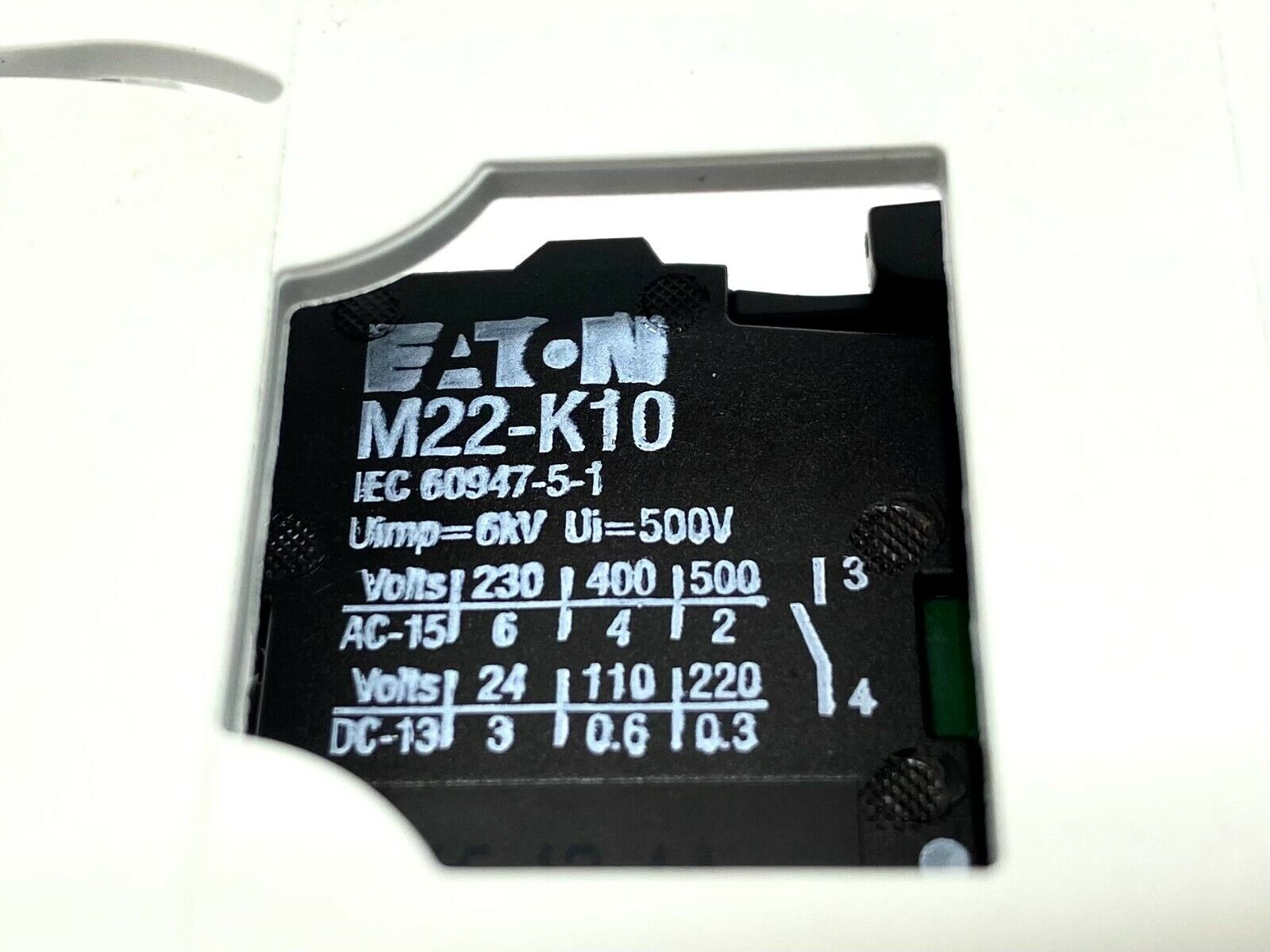 Eaton M22-WRK-K10 Selector Switch 2-Position w/ M22-IVS Mounting Rail Adapter - Maverick Industrial Sales