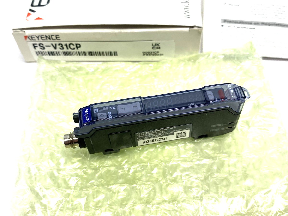 FS-V31CP | Keyence Digital Fiber Optic Amplifier Main Unit, M8 Connector Type - New – Open box - Maverick Industrial Sales
