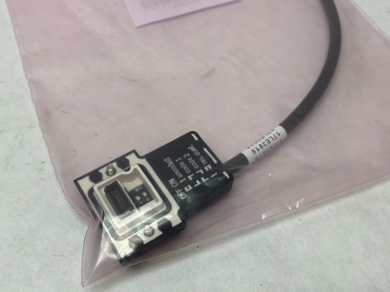 Sick 2076832 deTec Type 1000 Safety Light Curtain System Plug, SP1-1000 - New - Maverick Industrial Sales