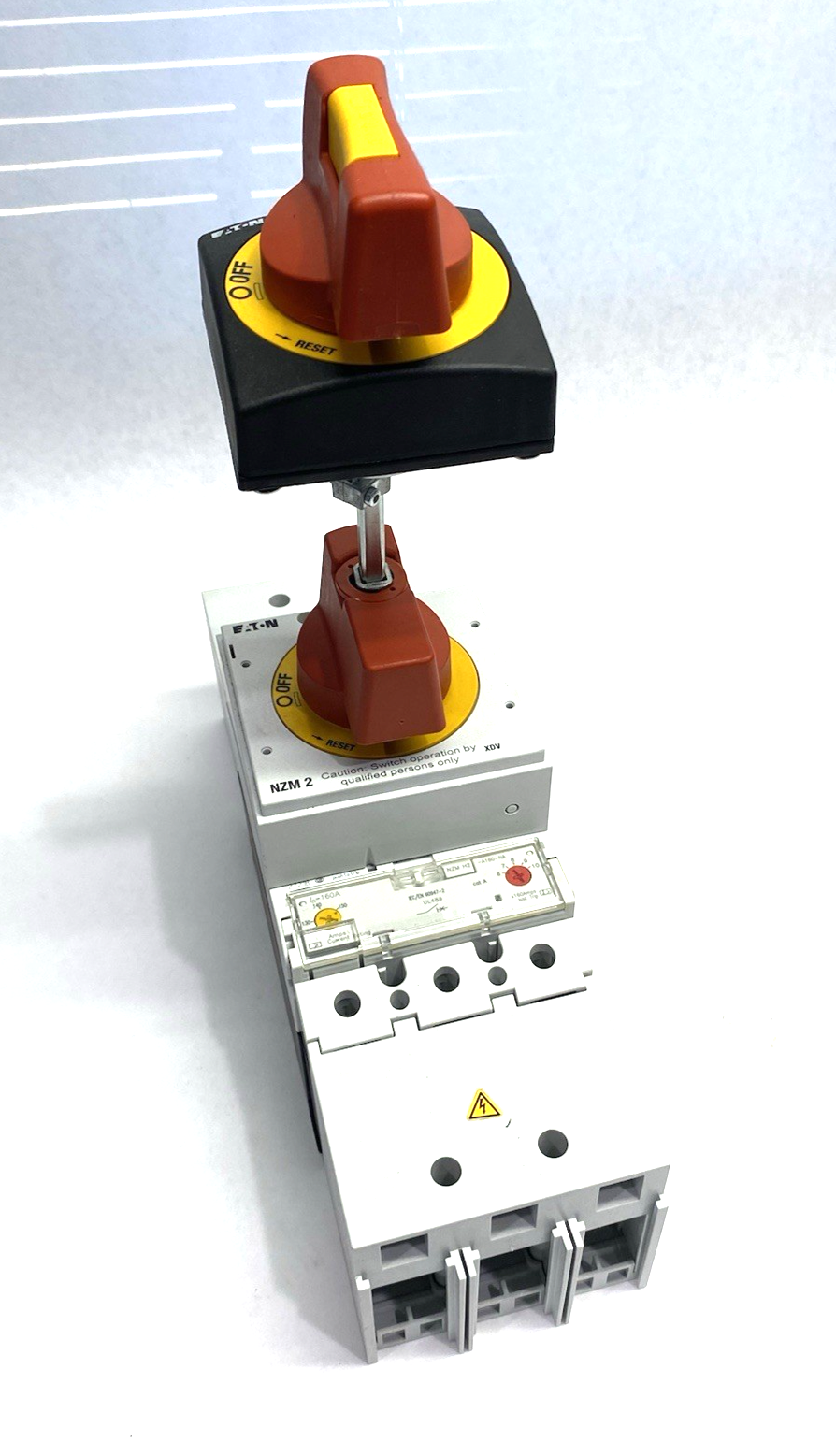 NZMH2-A160-NA | Eaton Molded Case Circuit Breaker w/ NZM2-XDV Switch Accessory - Used - Maverick Industrial Sales