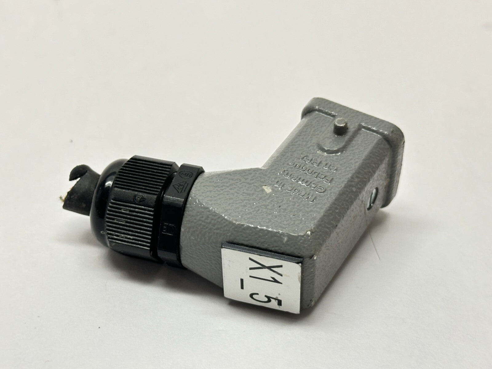 Harting 19 20 003 1640 Han A Hood M20 w/ 09 20 004 2733 4A-F-QL 10A 230/400V - Maverick Industrial Sales