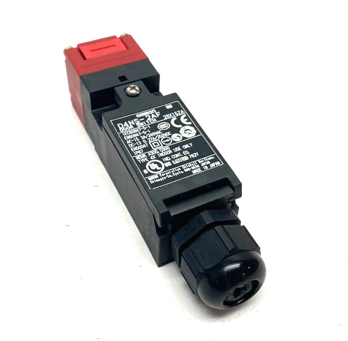 Omron D4NS-2AF Safety Door Switch 3A/240VAC 27A/250VDC 28Z15ZA - Maverick Industrial Sales