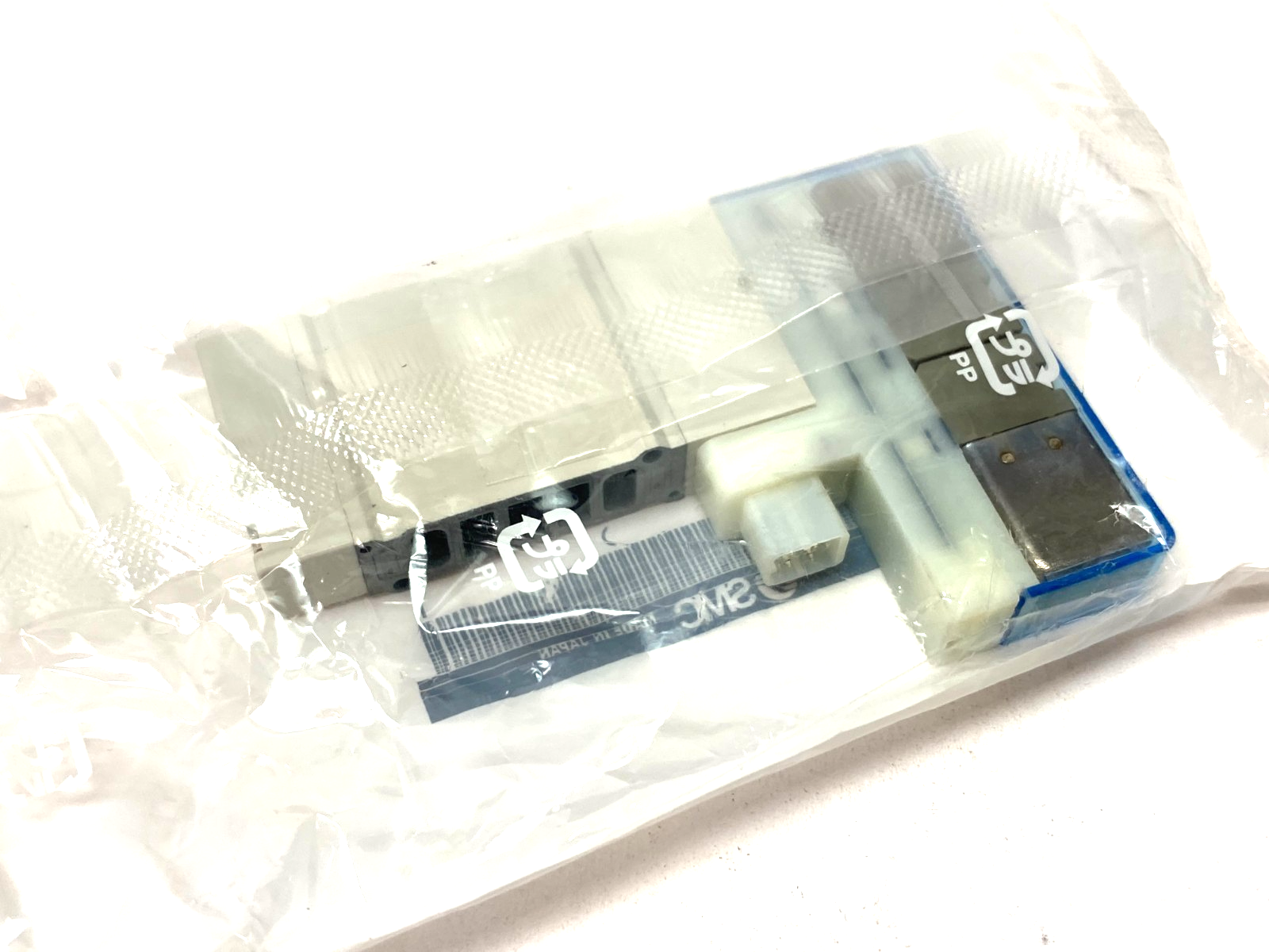 SMC SY3200-5U1-NA Solenoid Valve 4/5 Port - Maverick Industrial Sales