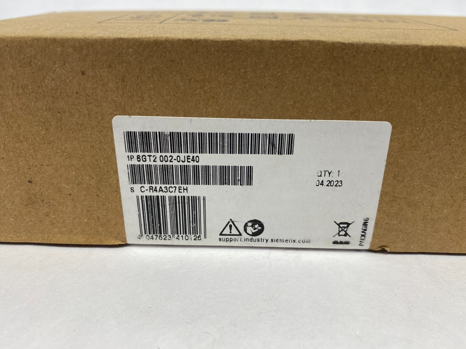 Siemens 6GT2 002-0JE40 SIMATIC RF188C, RFID Communication Module - Maverick Industrial Sales