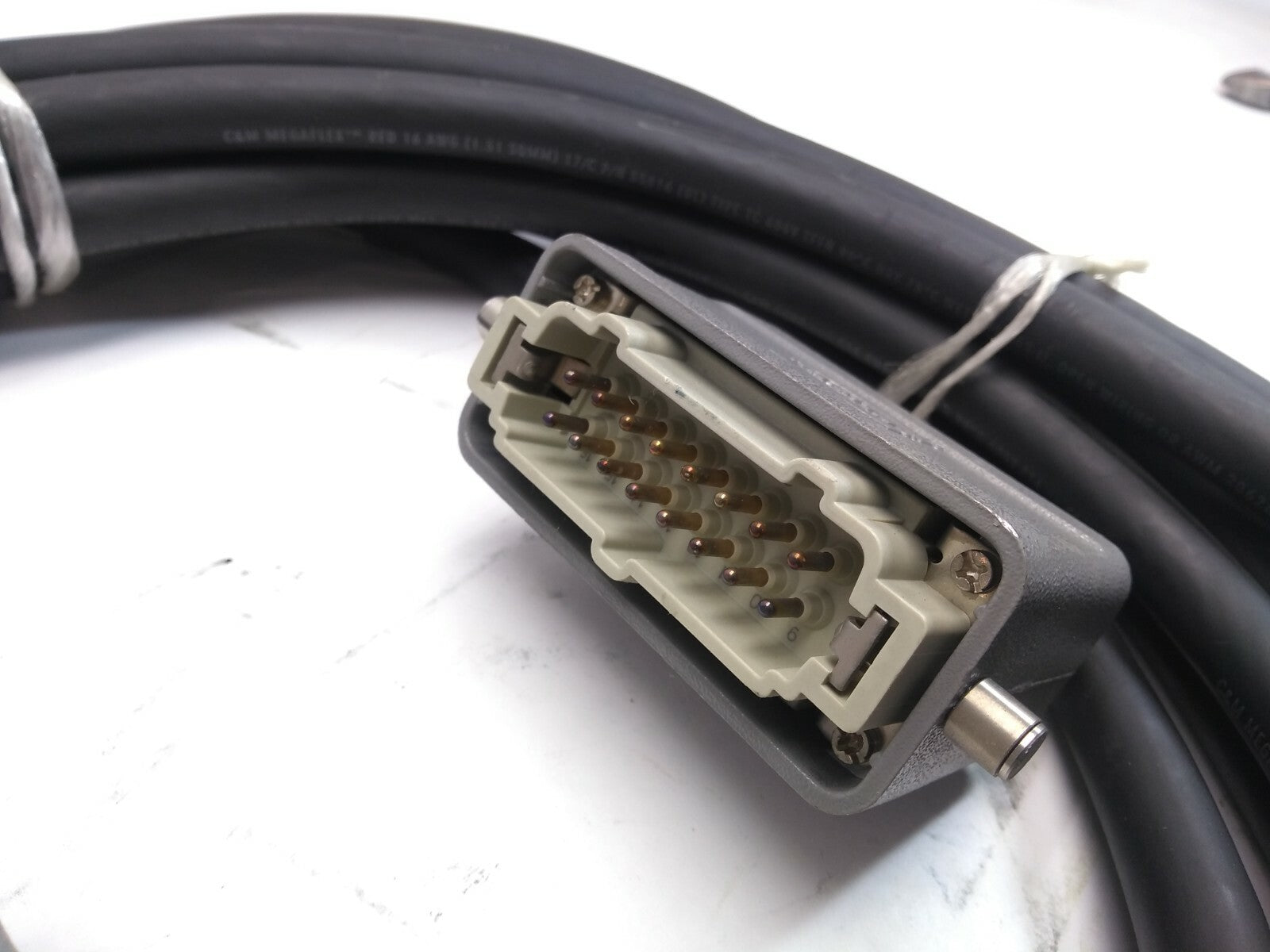 Gilman HES16-1J2J-3D4-E25 ABB Robot Control Cable 25ft - Maverick Industrial Sales