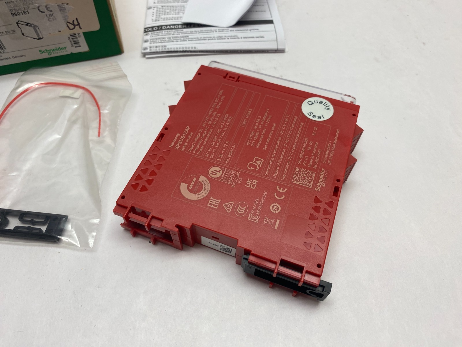 Schneider Electric XPSUS12AP Harmony XPSU Safety Module Cat 4 - Maverick Industrial Sales