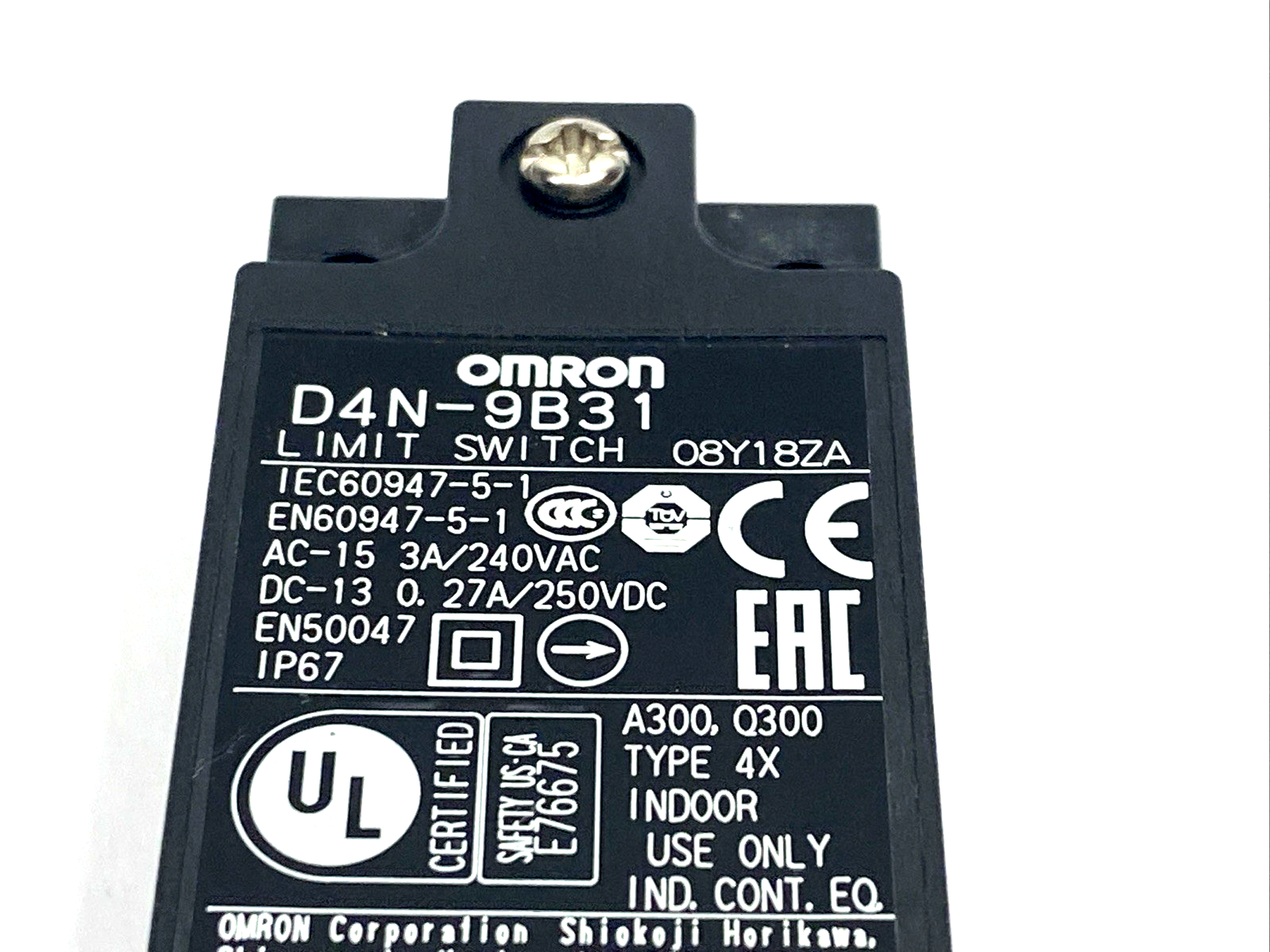 Omron D4N-9B31 Plunger Safety Limit Switch, M12 4Pin - Maverick Industrial Sales