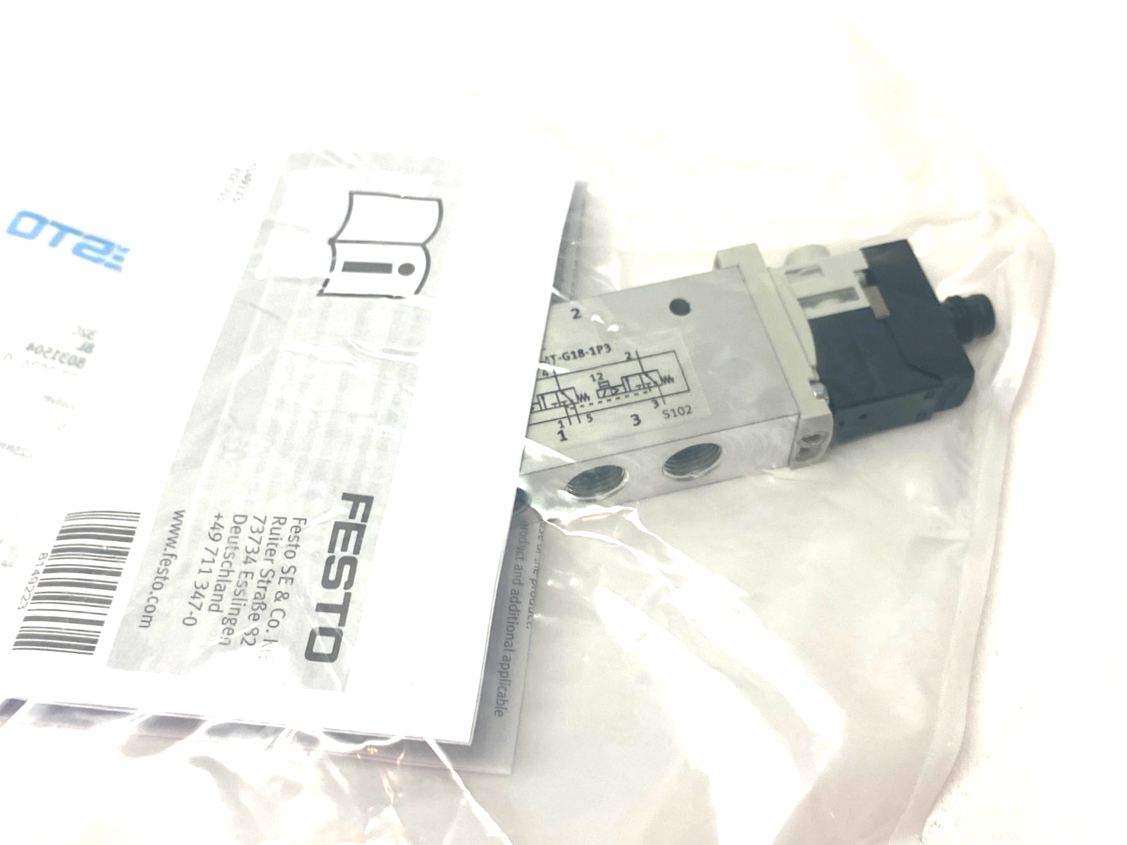 Festo VUVG-L14-T32C-MT-G18-1R8L Solenoid Valve 2x3/2-Way, Monostable 8031504 - Maverick Industrial Sales
