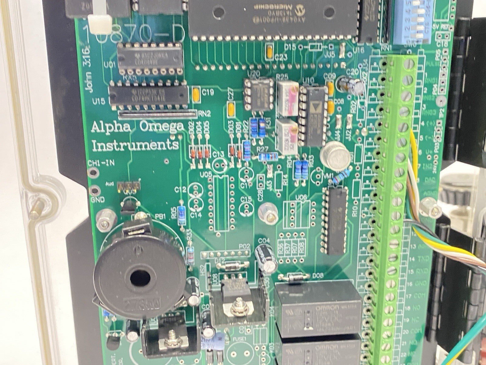 3000-G115BTP | Alpha Omega Instruments Series 3000 Trace Oxygen Analyzer 100-240V - For parts or not working - Maverick Industrial Sales