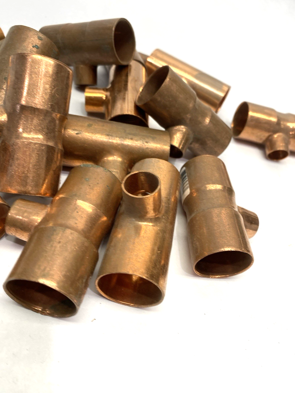 1" x 1" x 1/2" | Tee C x C x C Copper LOT OF 15 - New – Open box - Maverick Industrial Sales