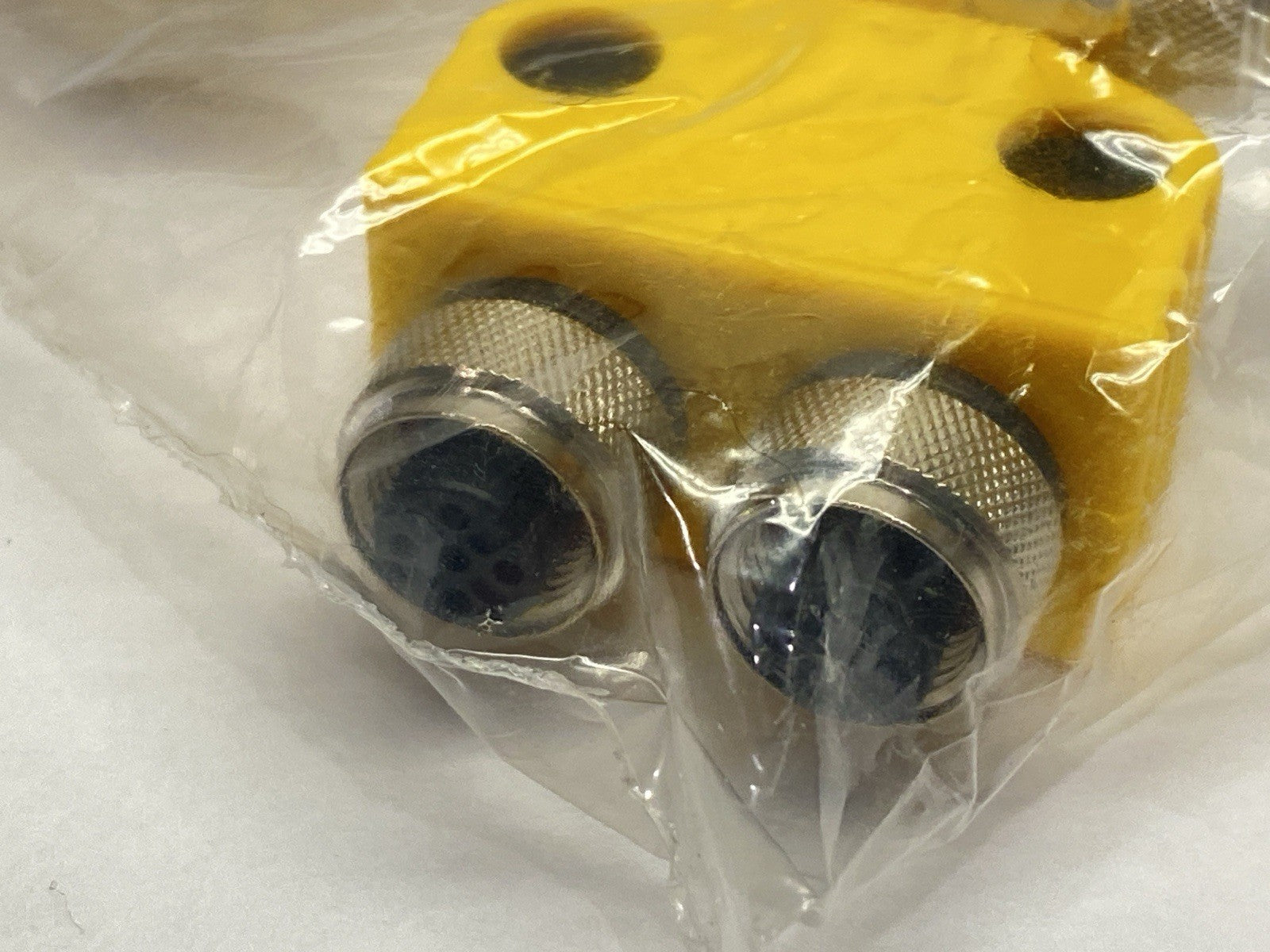 VB2-RS 4.4T-0.3/2FKM 4 | Turck Daisy Chain 2-Branch M12 4-Pin U0163-10 - New - Maverick Industrial Sales