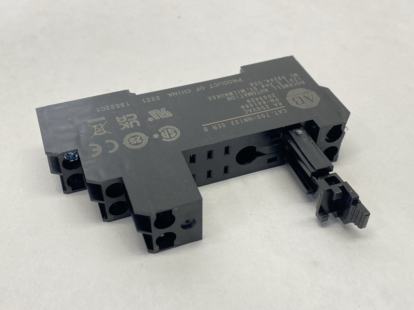 Allen Bradley 700-HN122 Ser B 8-Blade Relay Socket/Relay Base 6A 250V LOT OF 4 - Maverick Industrial Sales
