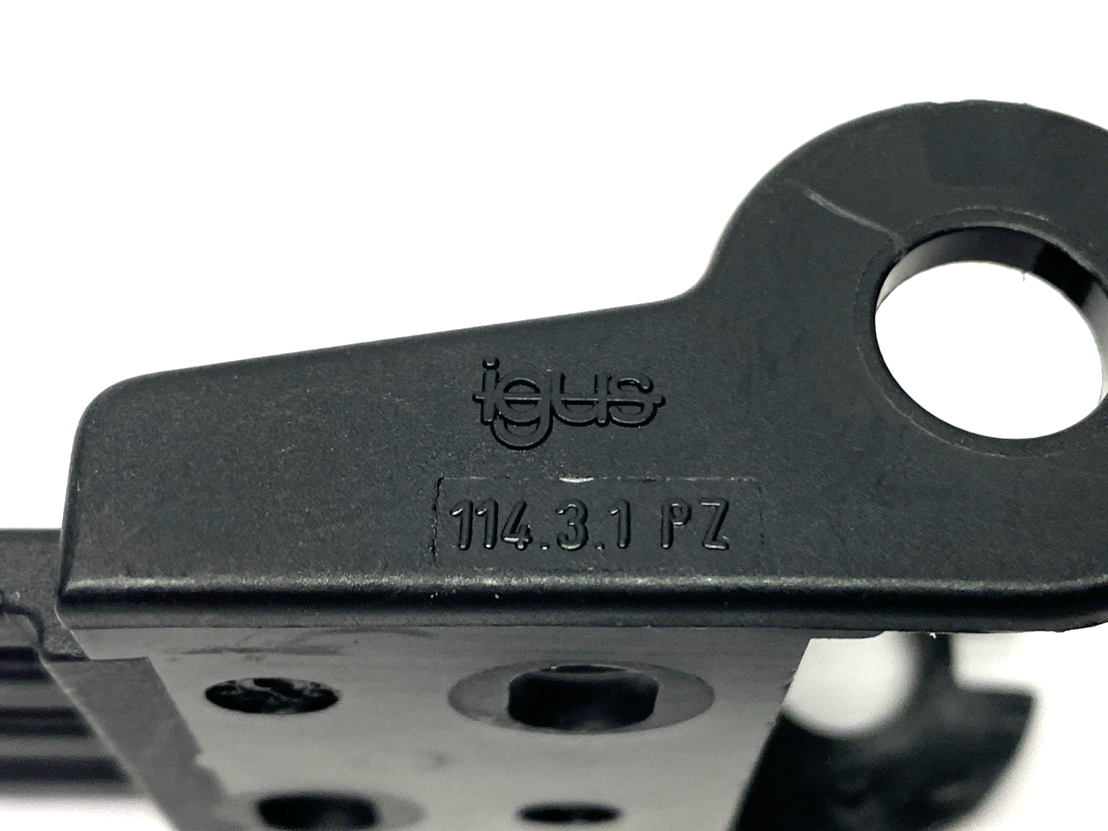 114.3.12PZ | Igus Mounting Brackets LOT OF 4 - New – Open box - Maverick Industrial Sales