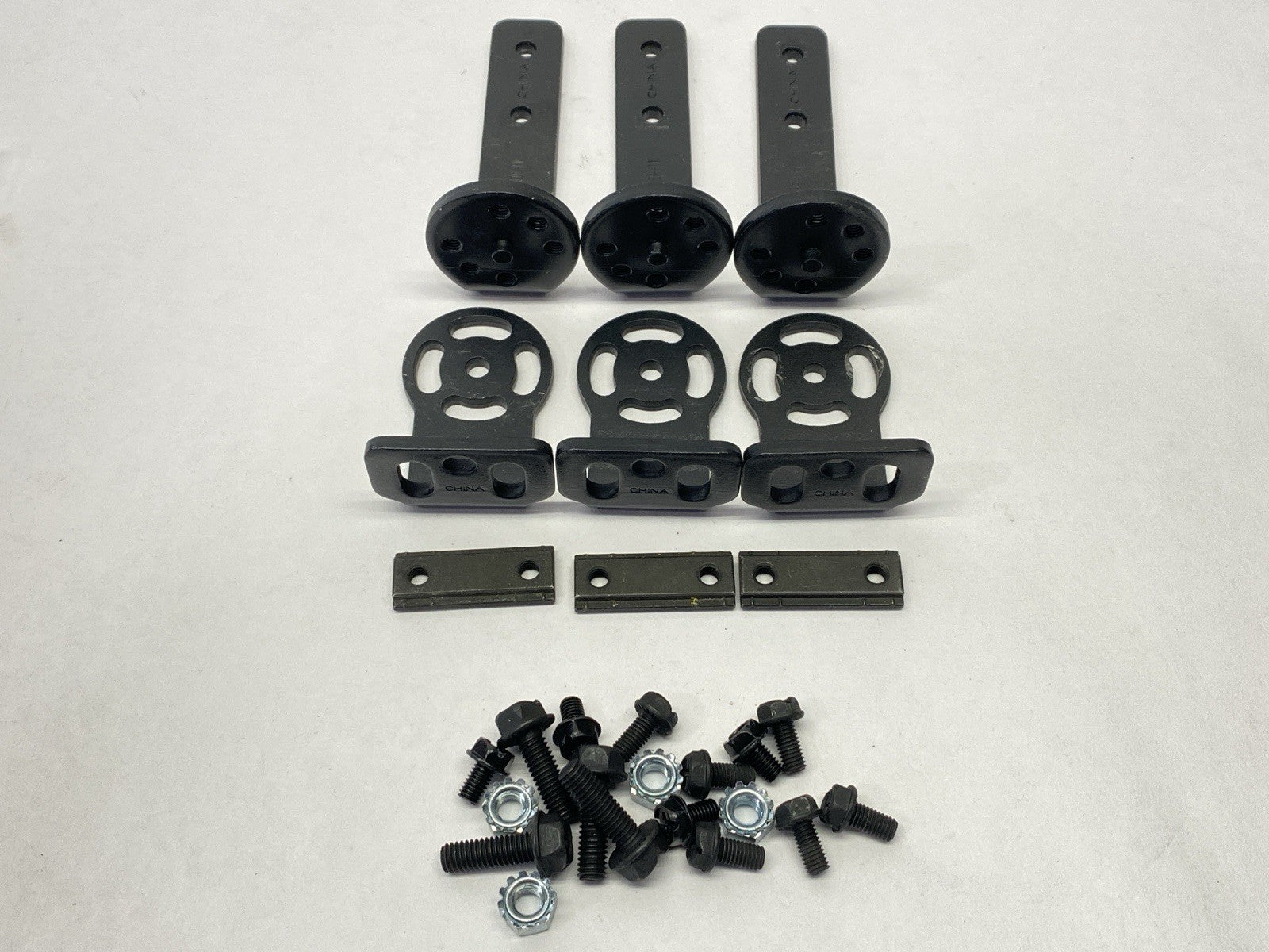 EZLSA-MBK-11 | Banner EZ-SCREEN LS Accessory Bracket End Mount 87521 - New – Open box - Maverick Industrial Sales