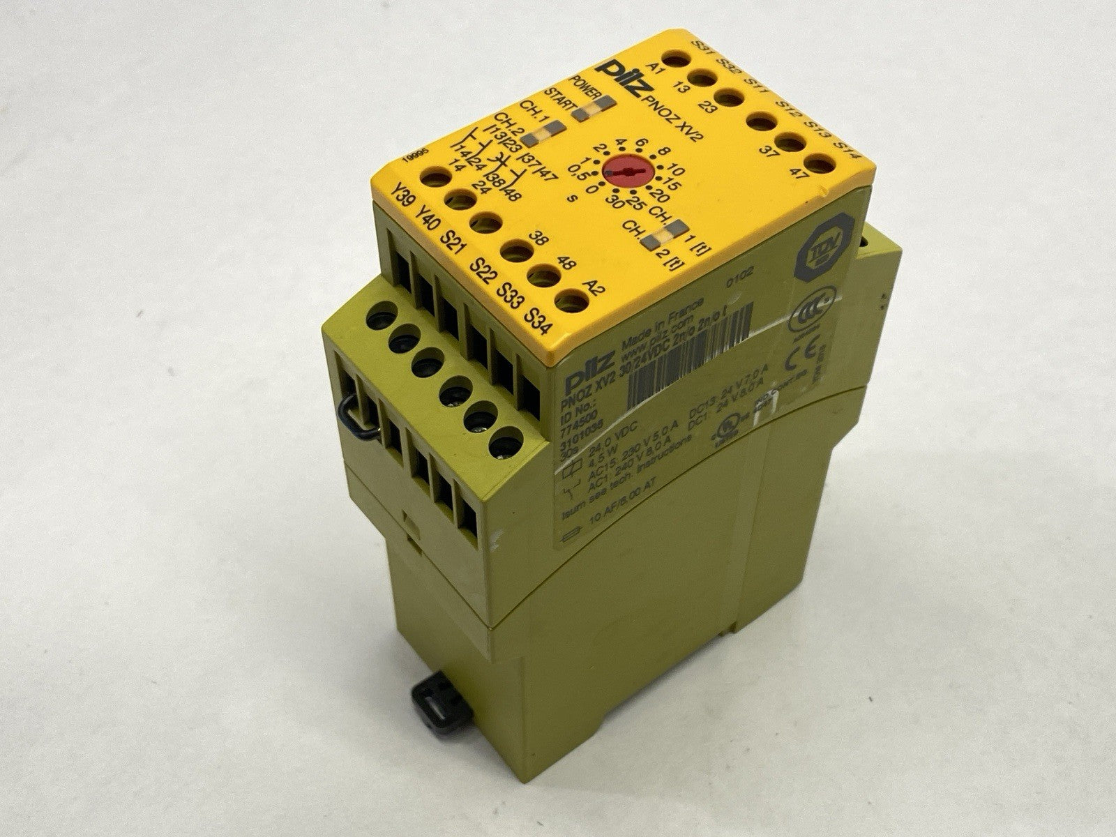 Pilz PNOZ XV2 30/24VDC 2n/o 2n/o t Time Delay Safety Relay 24VDC 774500 - Maverick Industrial Sales