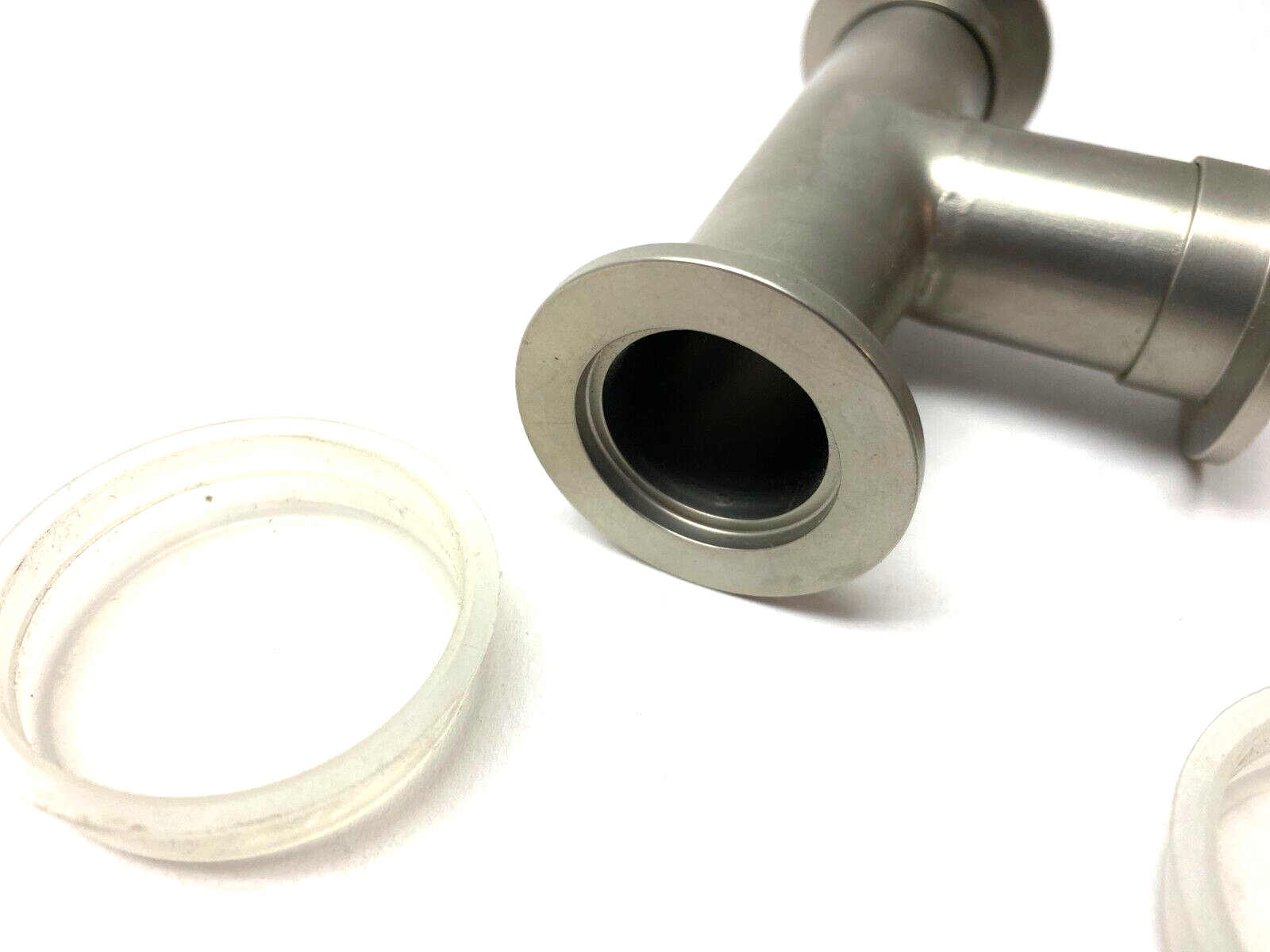 Agilent KT01000204 Stainless Steel Tee Fitting 2.04" Clearance NW25 - Maverick Industrial Sales