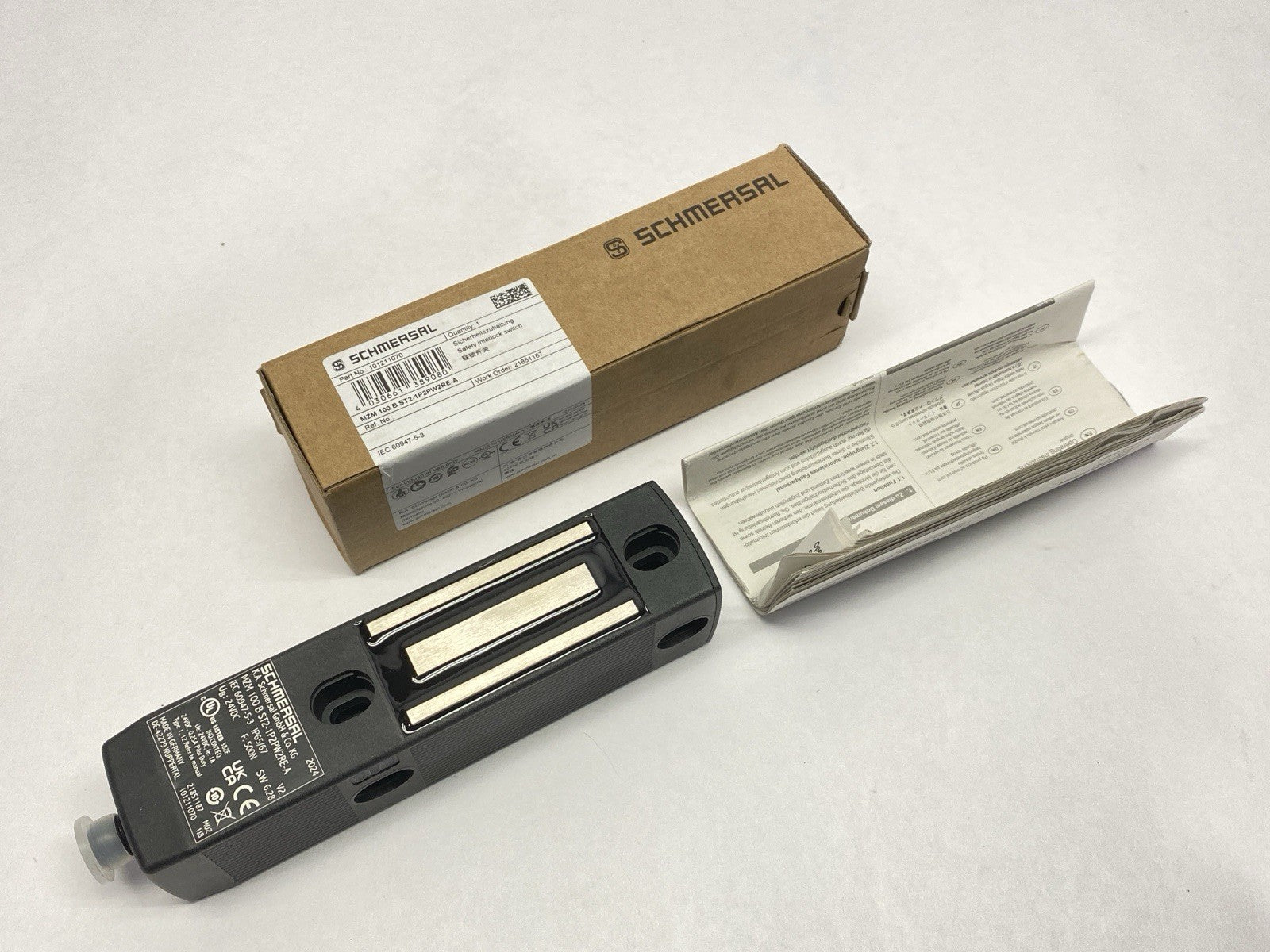 Schmersal MZM 100 B ST2-1P2PW2RE-A Safety Interlock Switch 101211070 - Maverick Industrial Sales