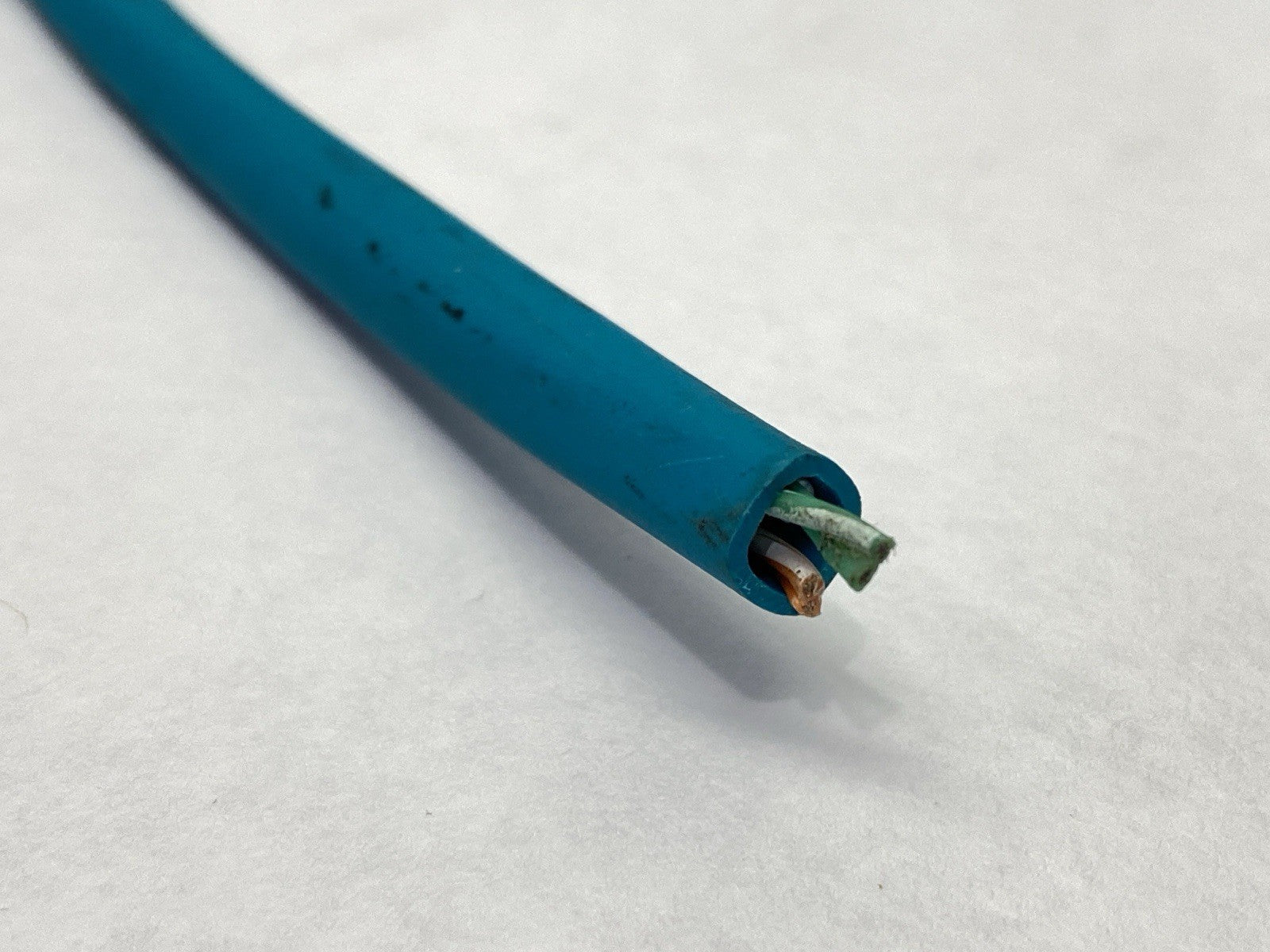 DR04AR117 TL400 | Alpha Wire Sensor / Actuator Cordset Male M12 4-Pin 64" CUT - Used - Maverick Industrial Sales